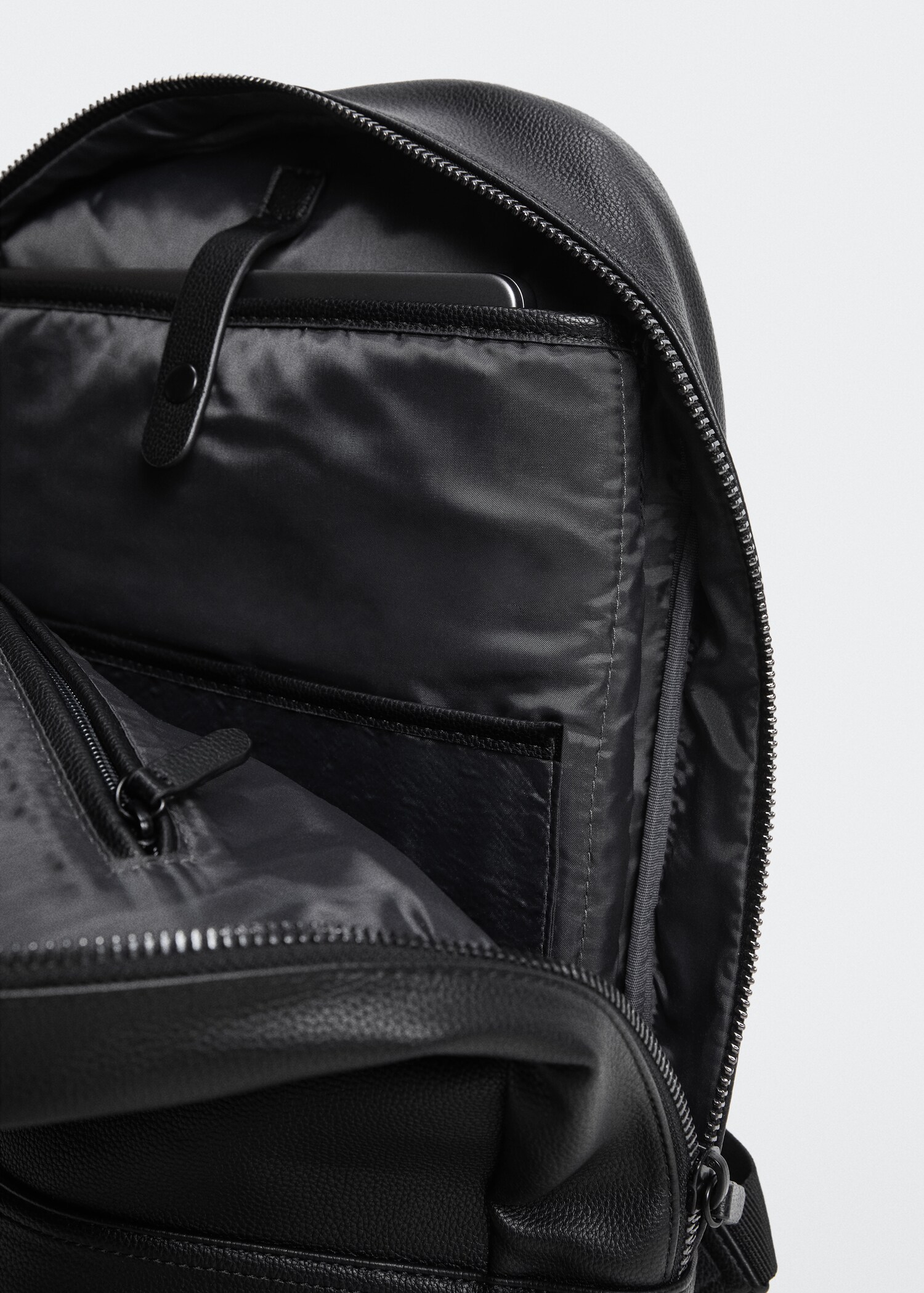 Faux leather backpack - Details of the article 3