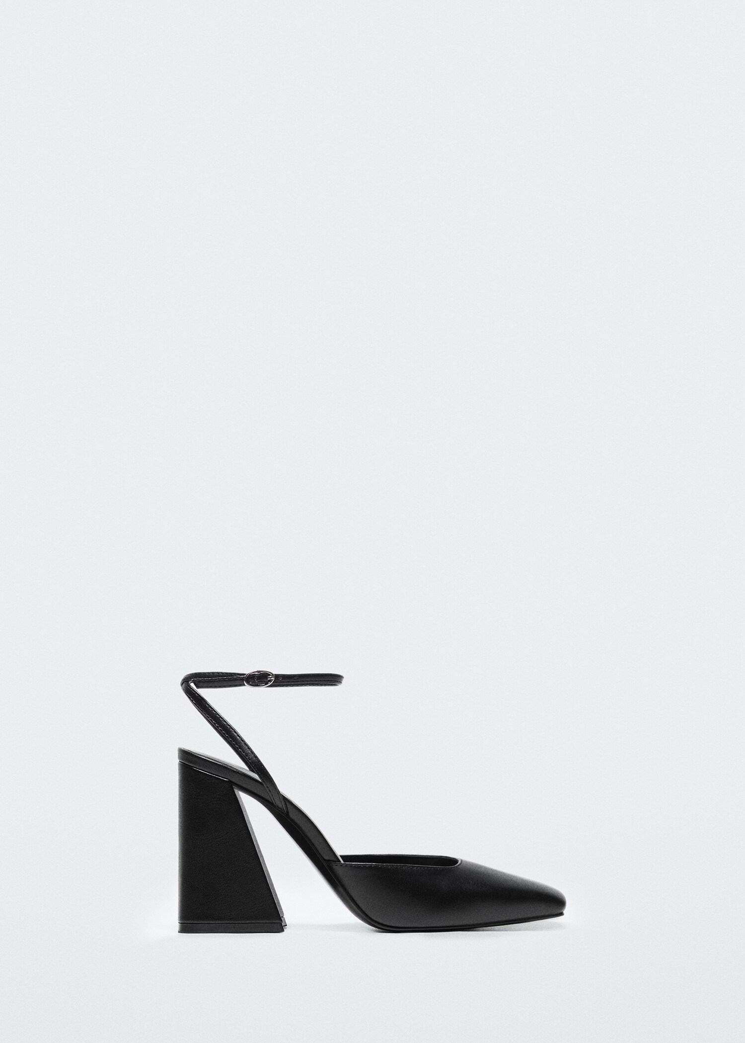 Block heel shoe - Article without model