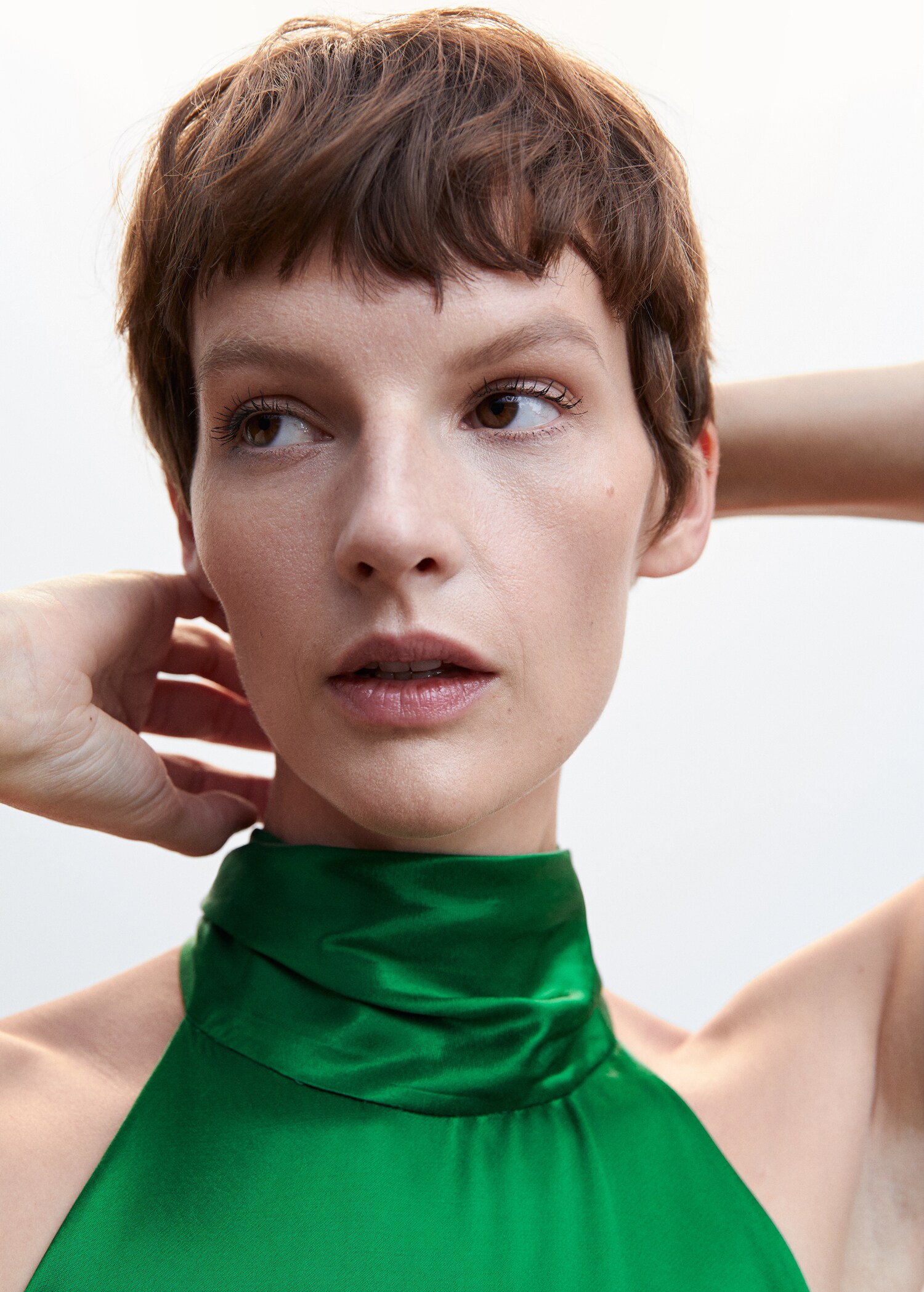 Satin halter dress - Details of the article 1