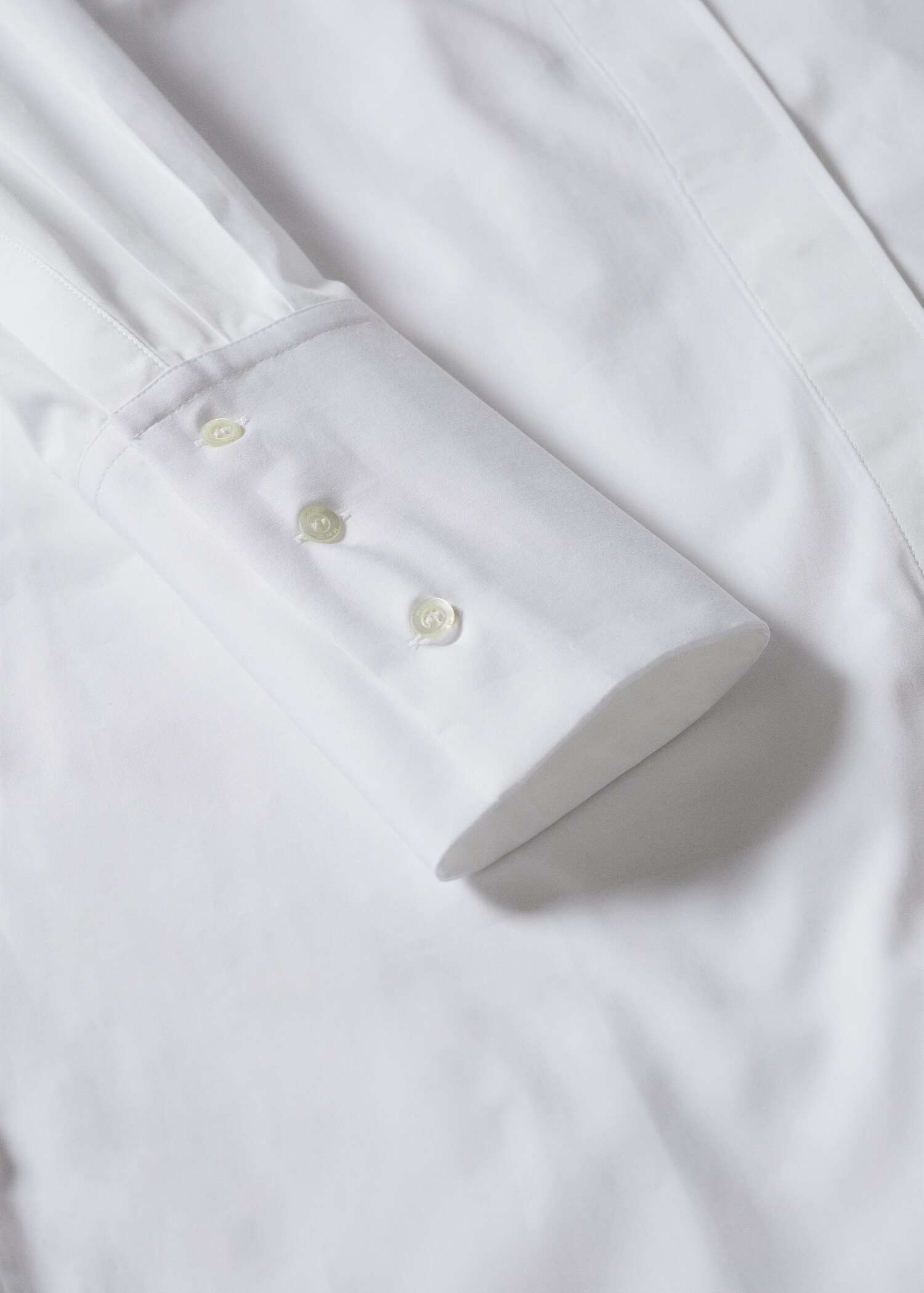 Long poplin shirt - Details of the article 8