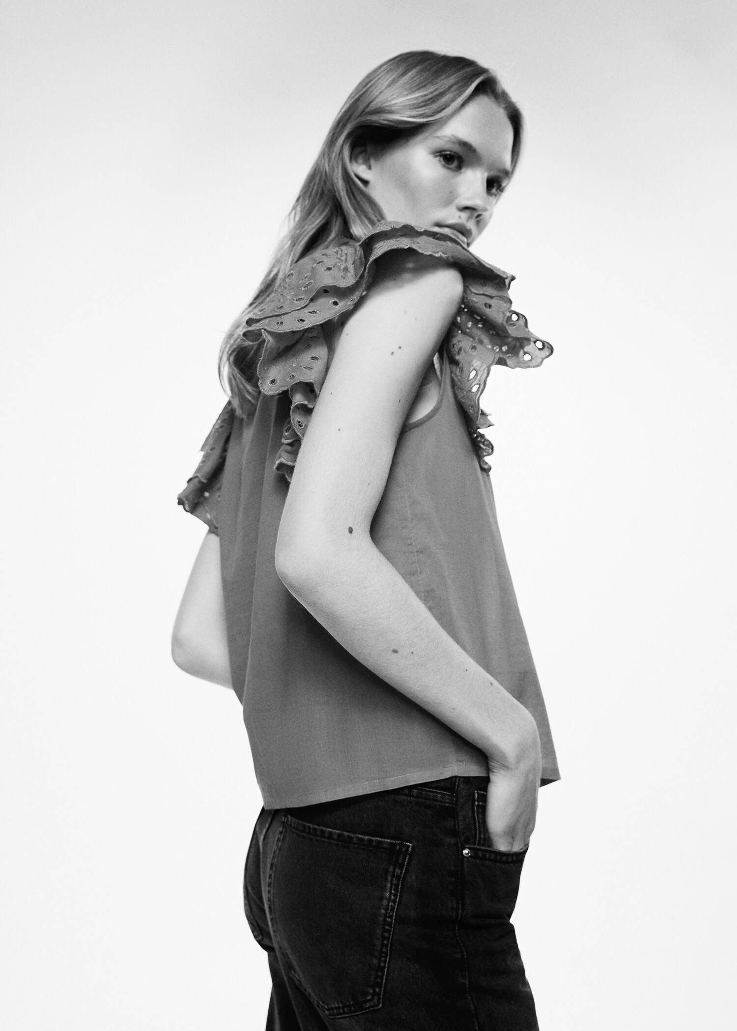 Cotton blouse with openwork details  - Details of the article 2