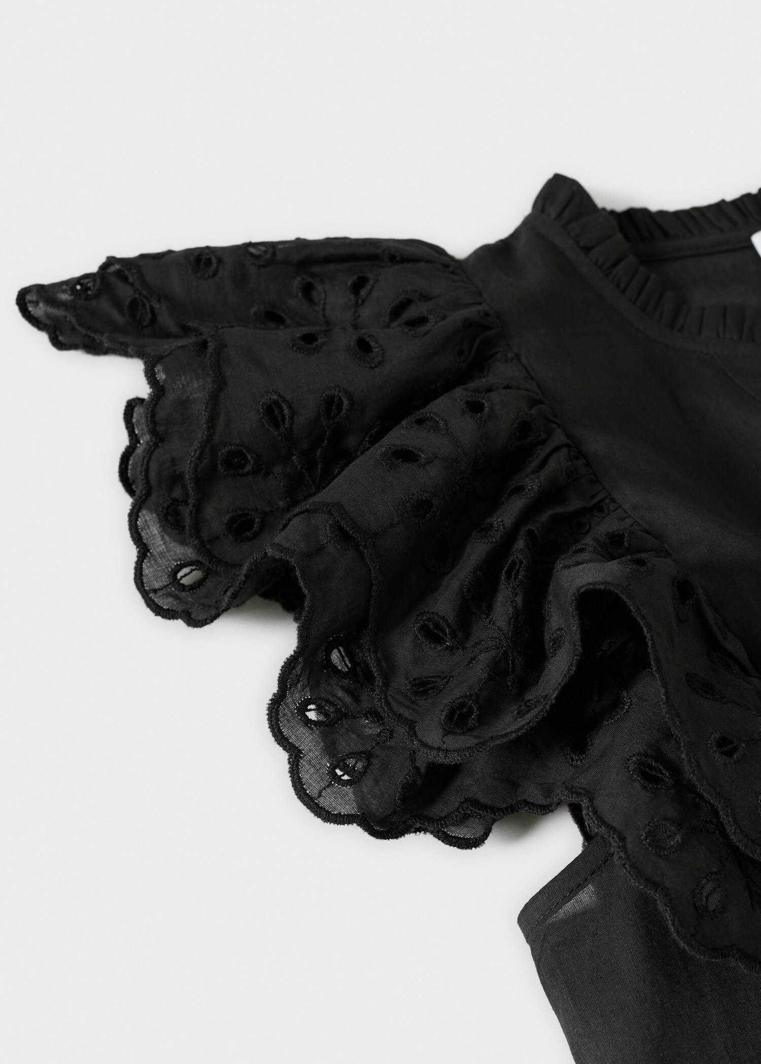 Cotton blouse with openwork details  - Details of the article 8