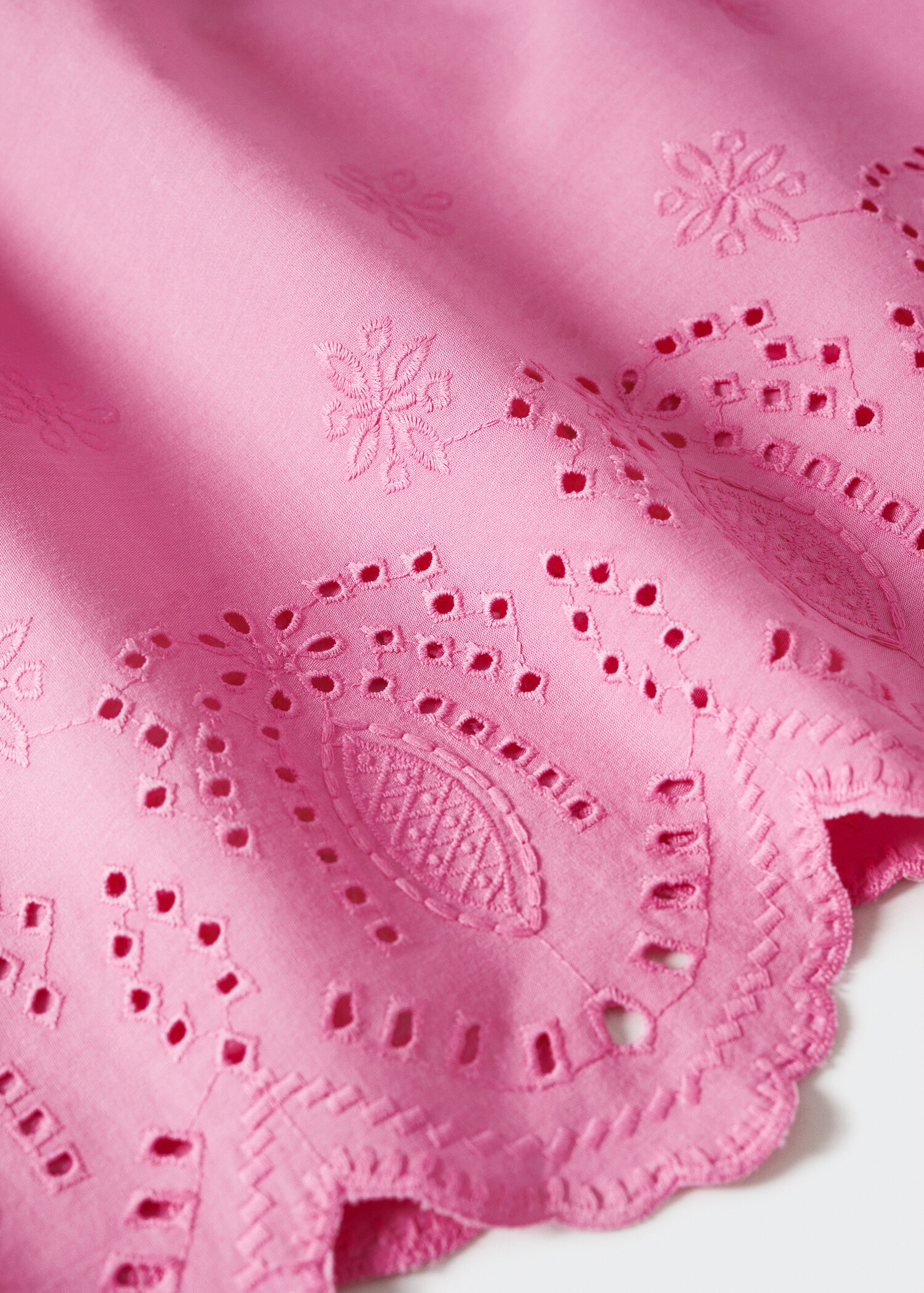 Swiss embroidered shirt dress - Details of the article 8