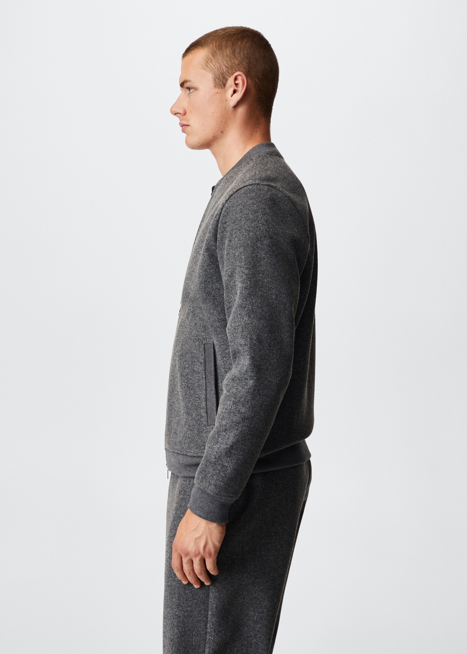 Bomber jacket - Details of the article 4