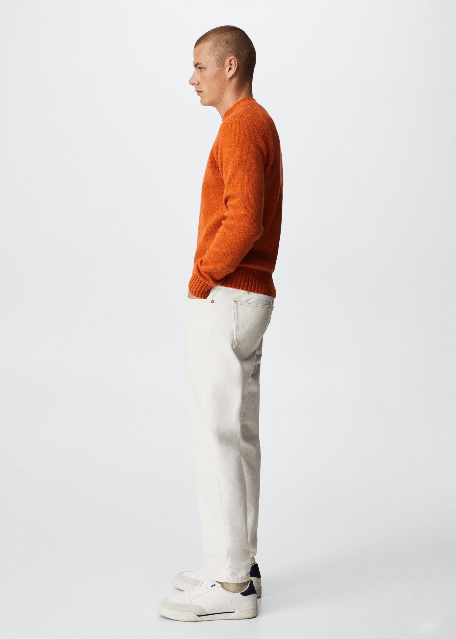 Rounded neck wool sweater - Details of the article 2