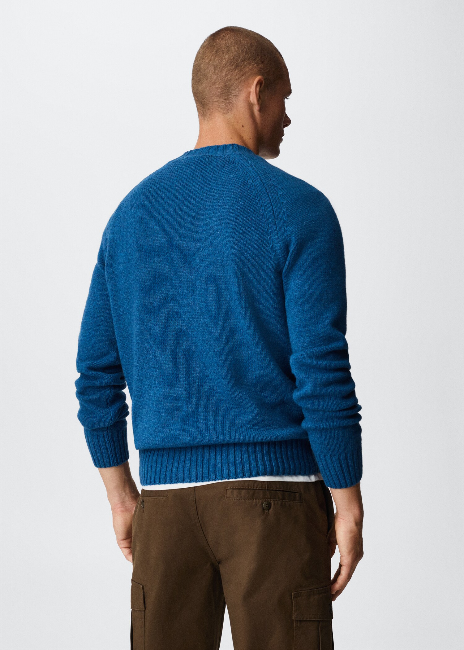 Rounded neck wool sweater - Reverse of the article