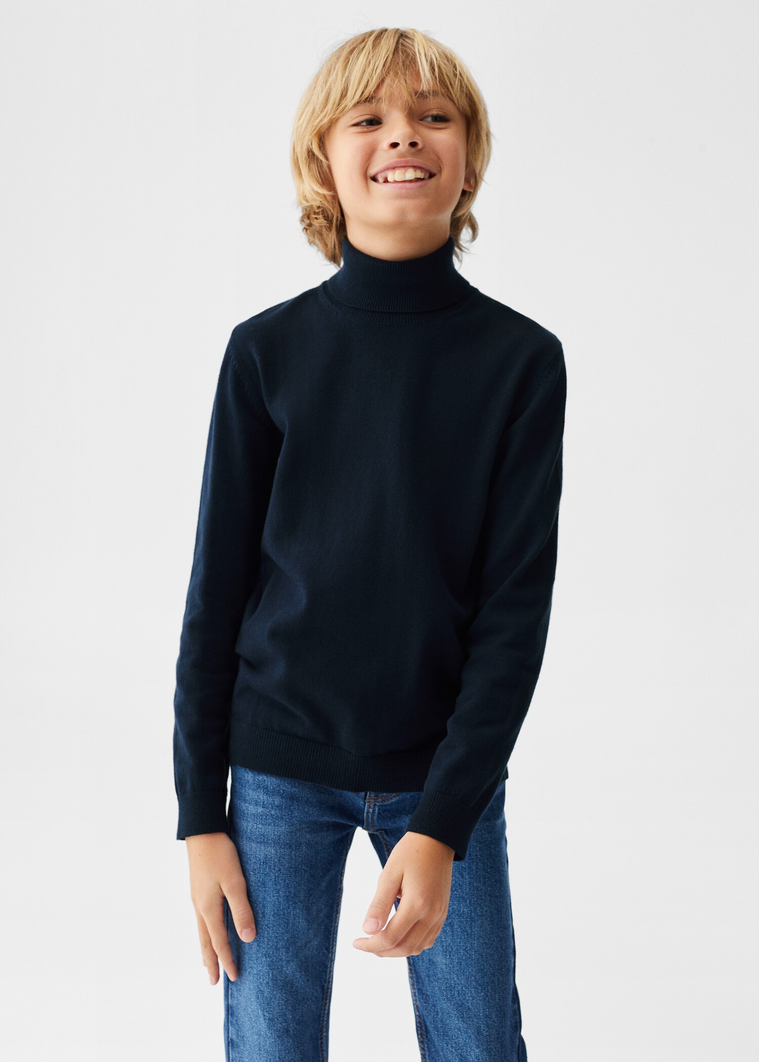 Pull-over maille col roulé - Plan moyen