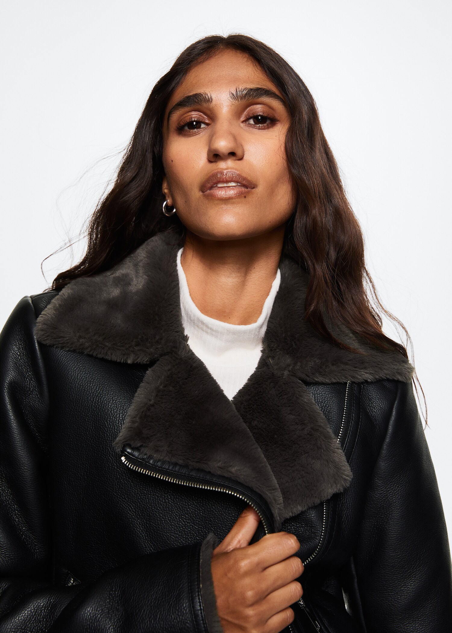 Biker jacket with shearling-effect lining - Details of the article 1