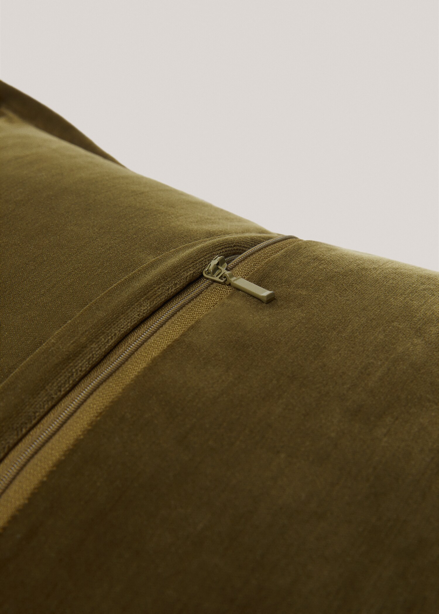 Velvet cushion cover 50X50cm - Details of the article 2