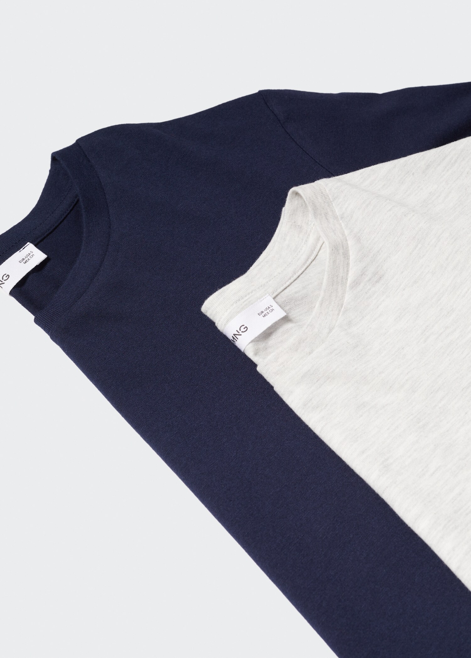 Lot 2 T-shirts coton - Détail de l'article 0