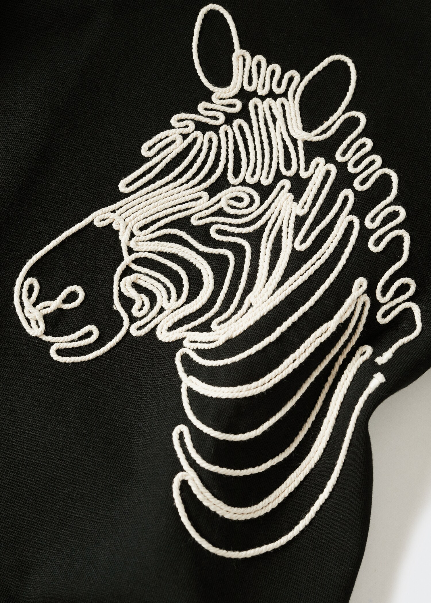 Sweatshirt med brodert illustrasjon - Artikkeldetalj 8