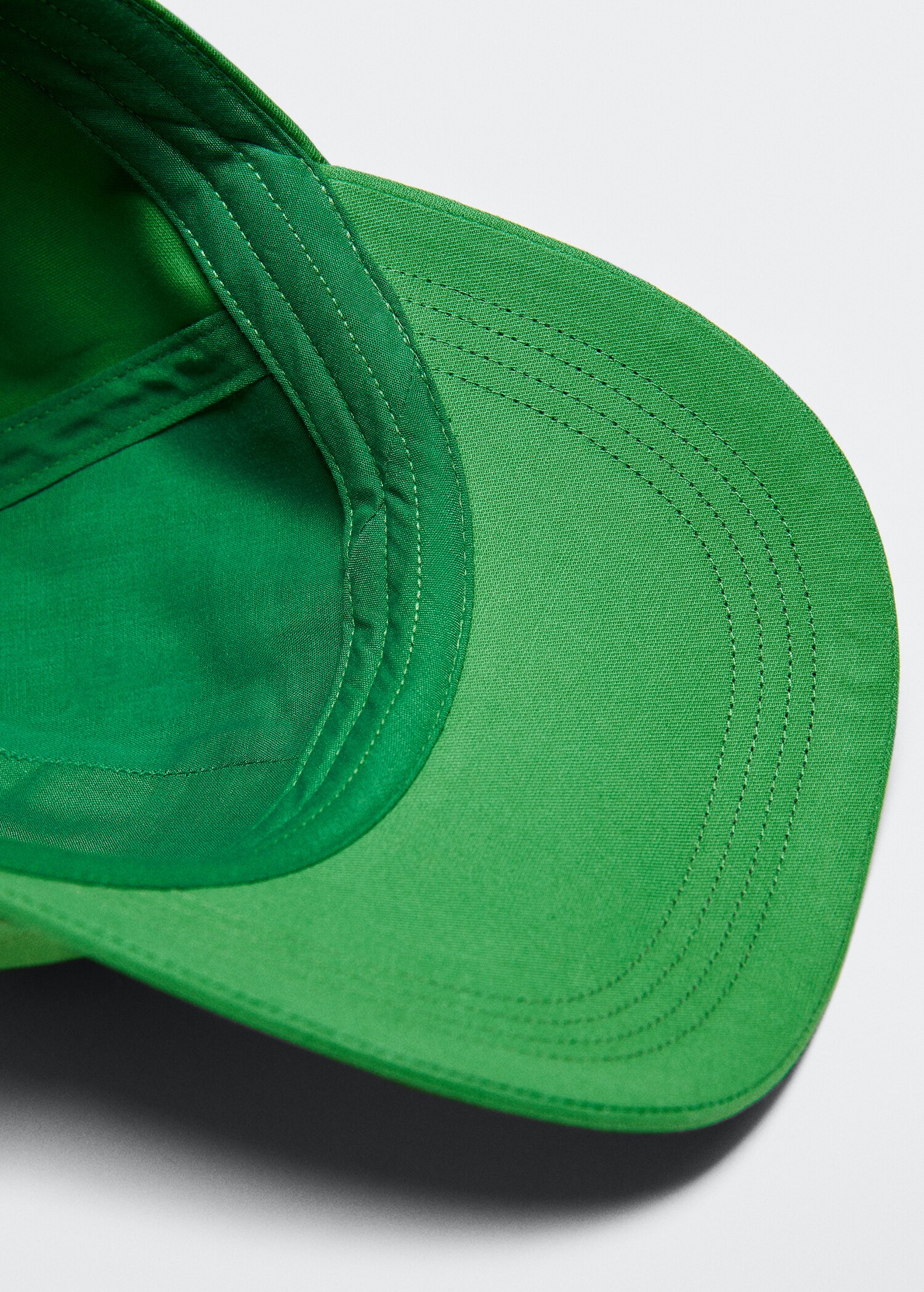 Embroidered message cap - Details of the article 2