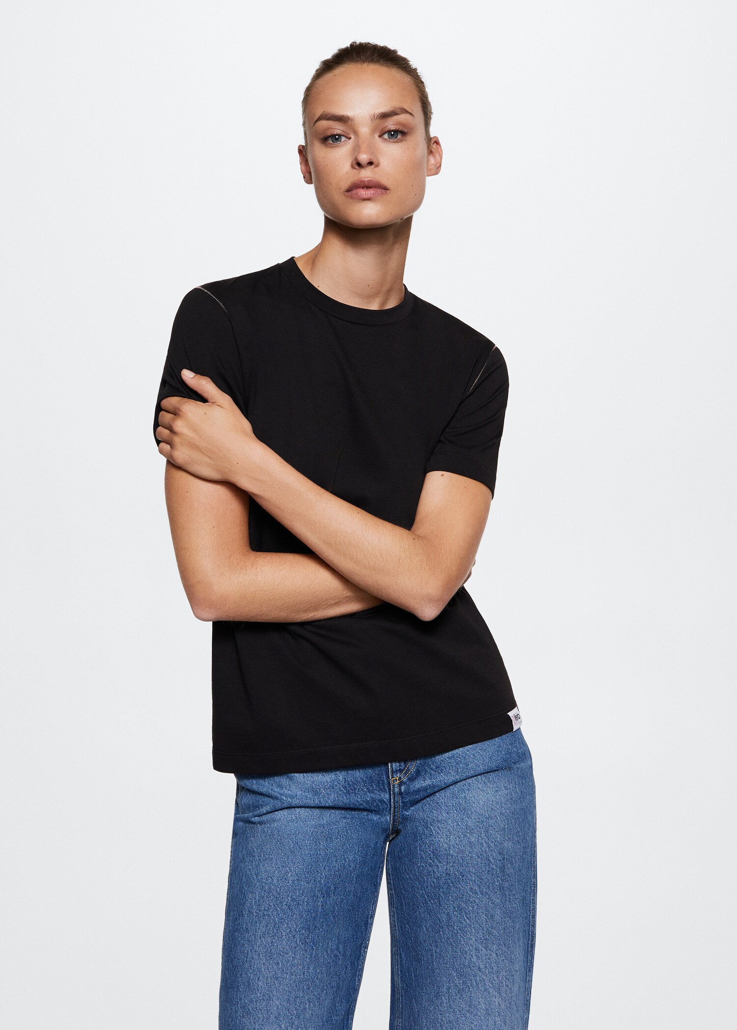 Camiseta solidaria mensaje parche - Plano medio