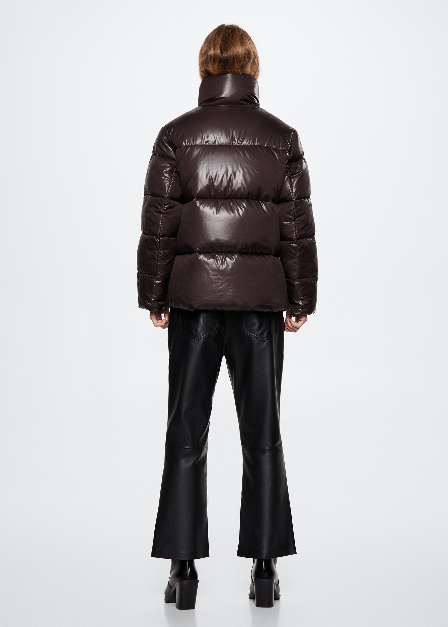 Long collar quilted coat - Reverse of the article