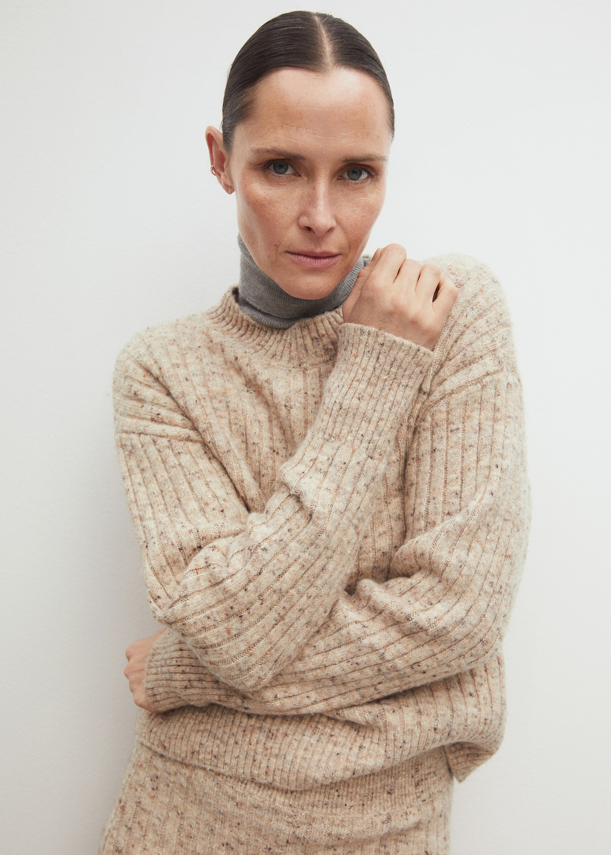 Mottled round-neck sweater - Details of the article 6