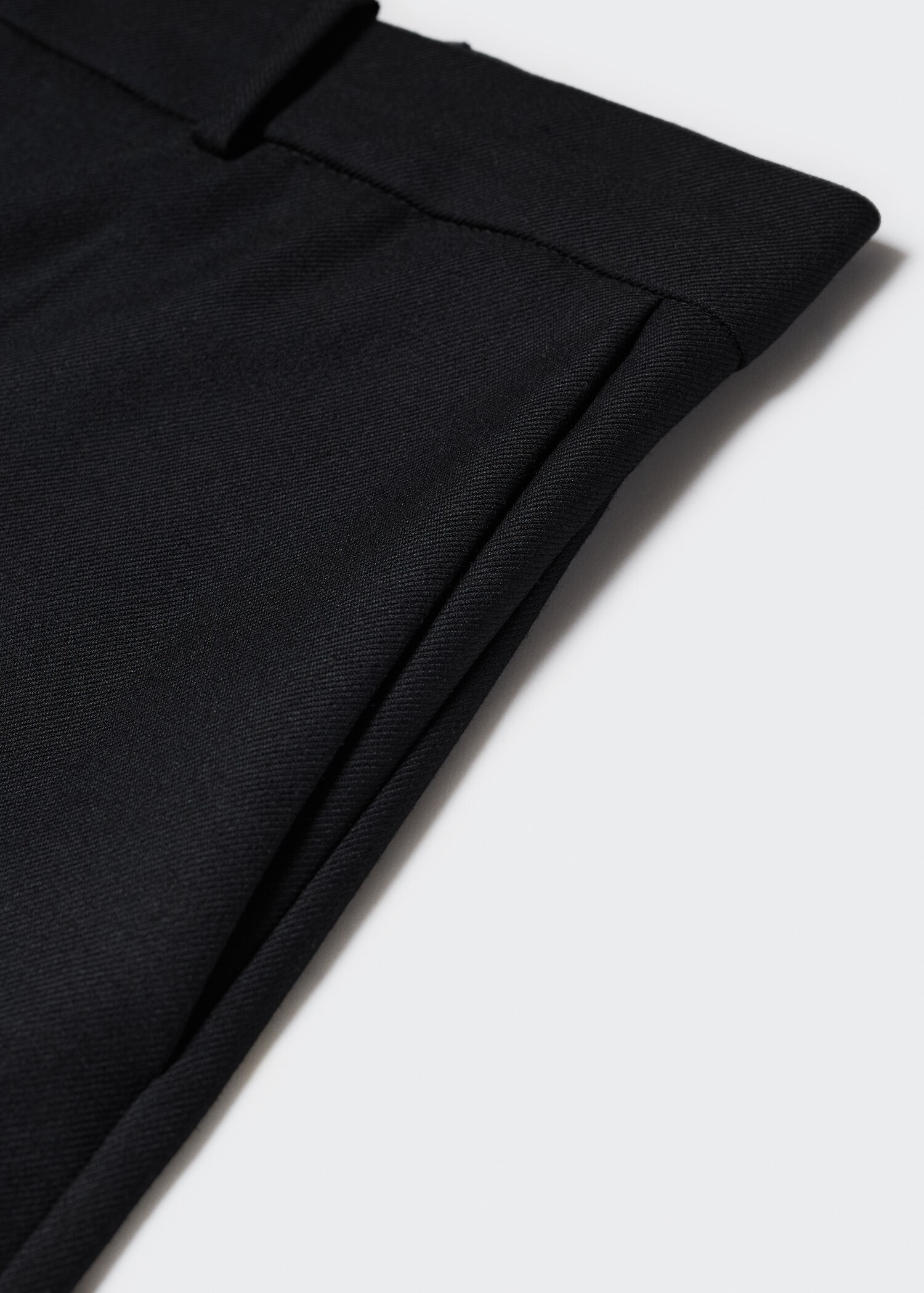Wide leg fluid trousers - Details of the article 8