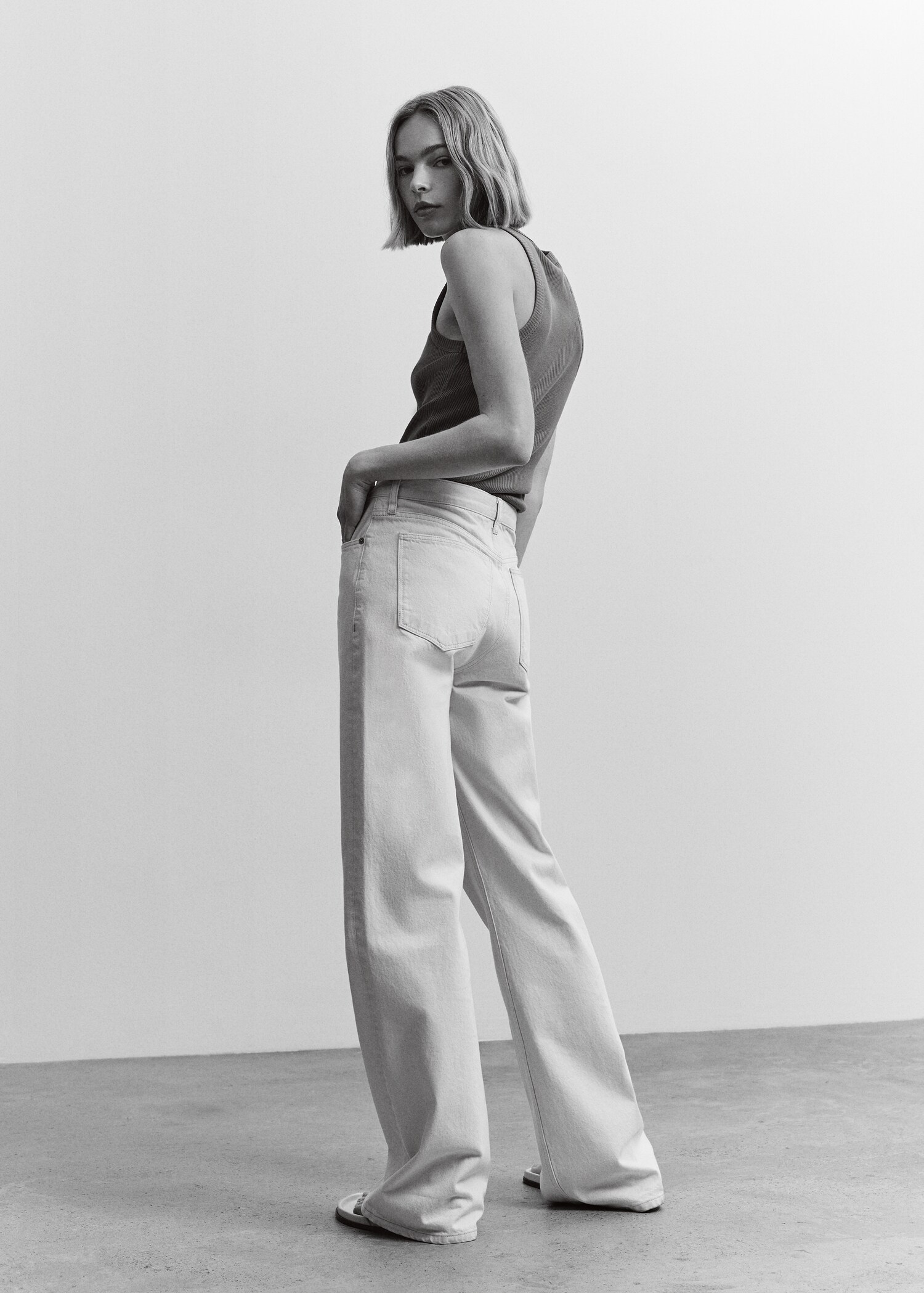 Wideleg-Jeans mit hohem Bund - Detail des Artikels 2