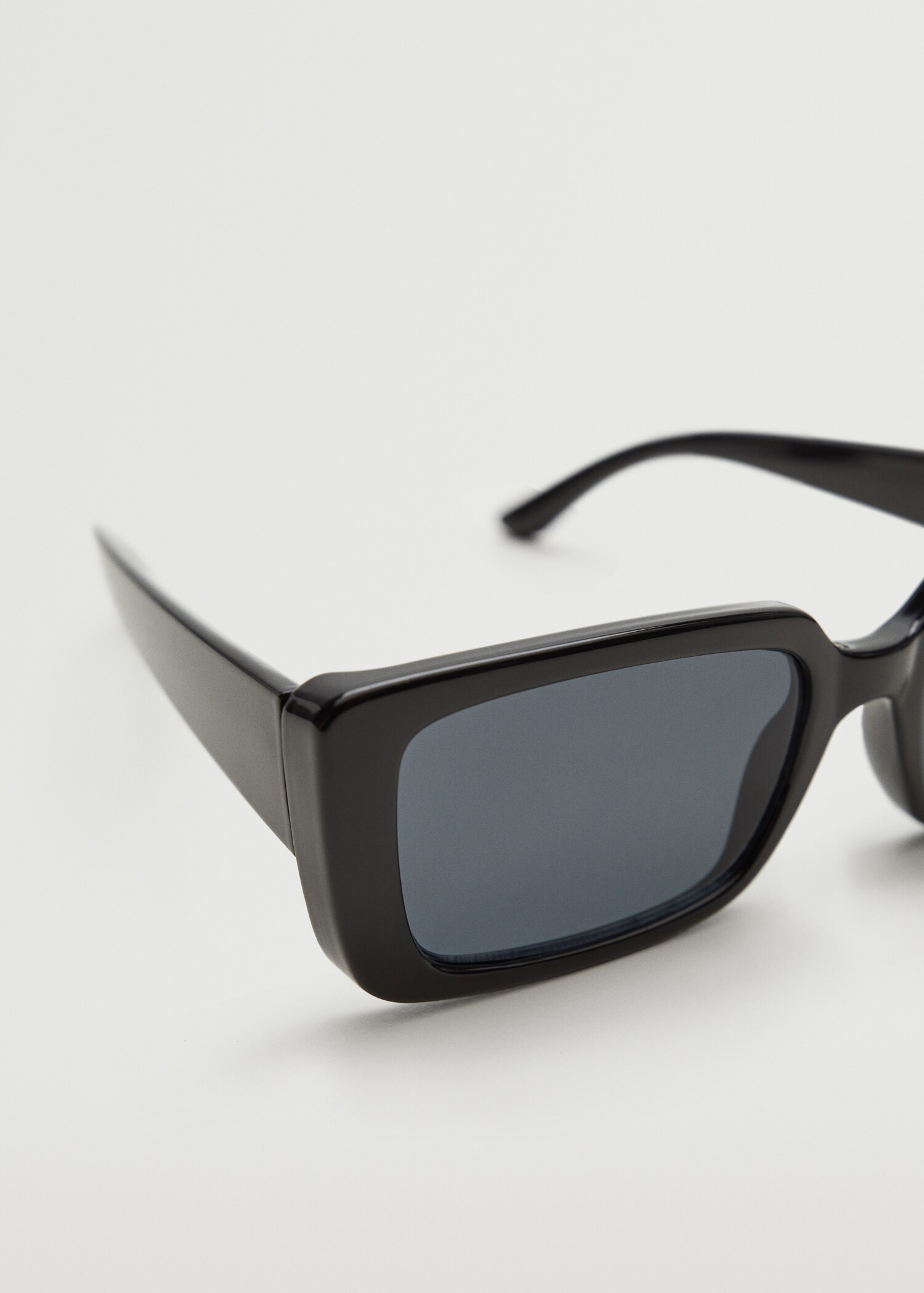Acetate frame sunglasses - Details of the article 3