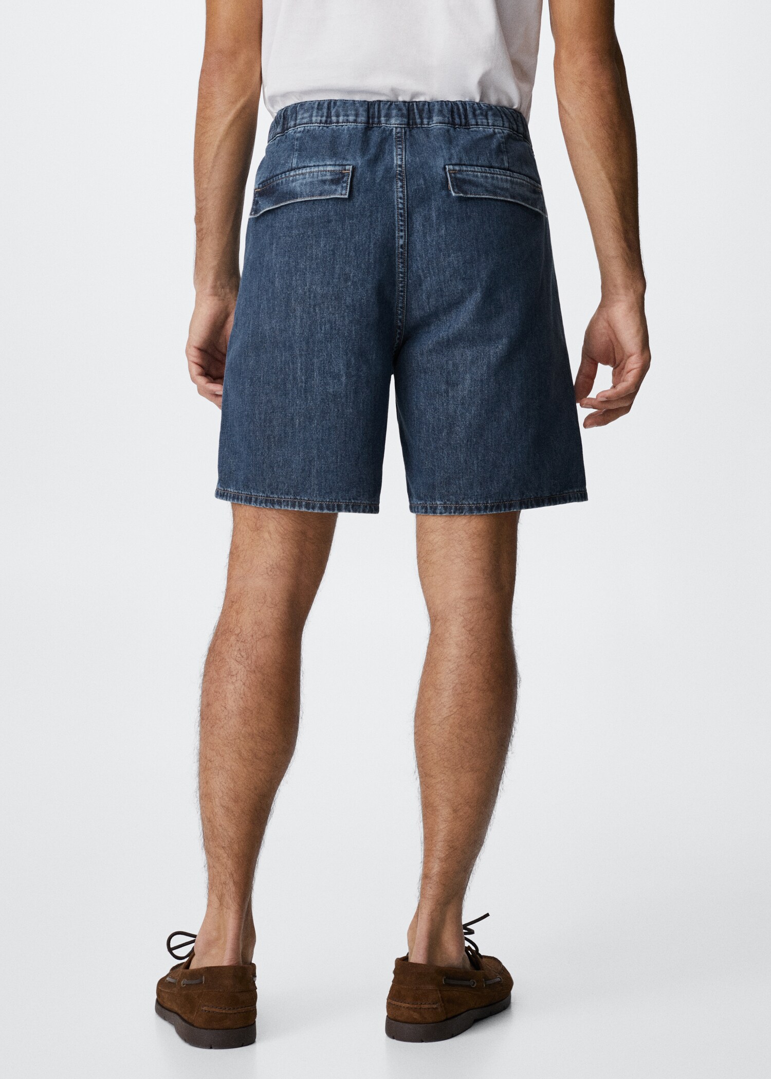 Drawstring denim Bermuda shorts - Reverse of the article