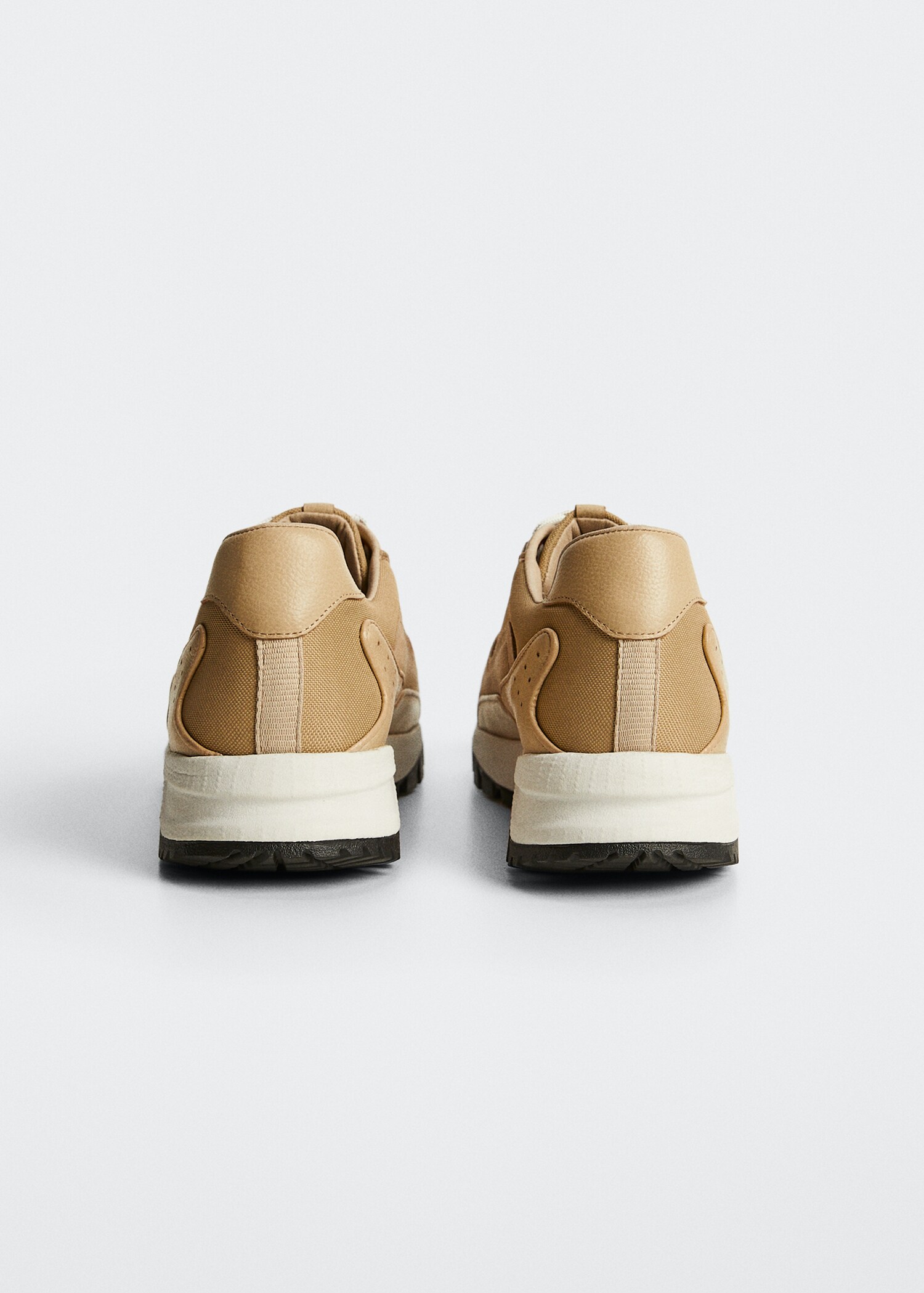 Leather hiking sneaker - Details of the article 4
