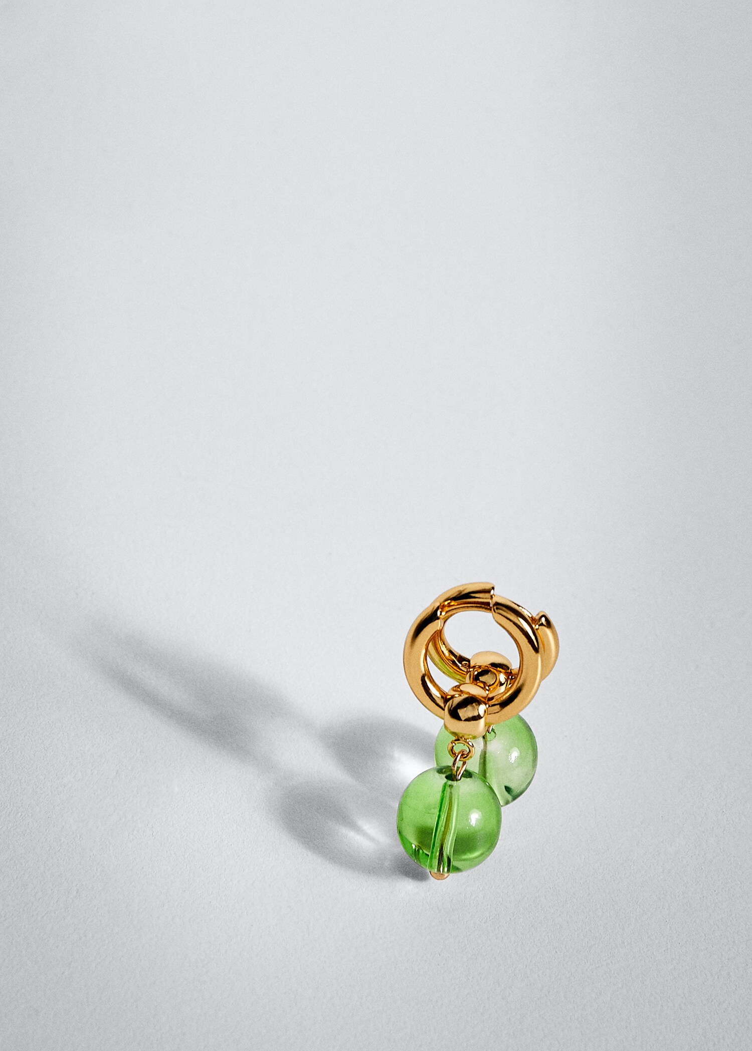 Boucles d'oreilles pendantes cercles - Plan moyen