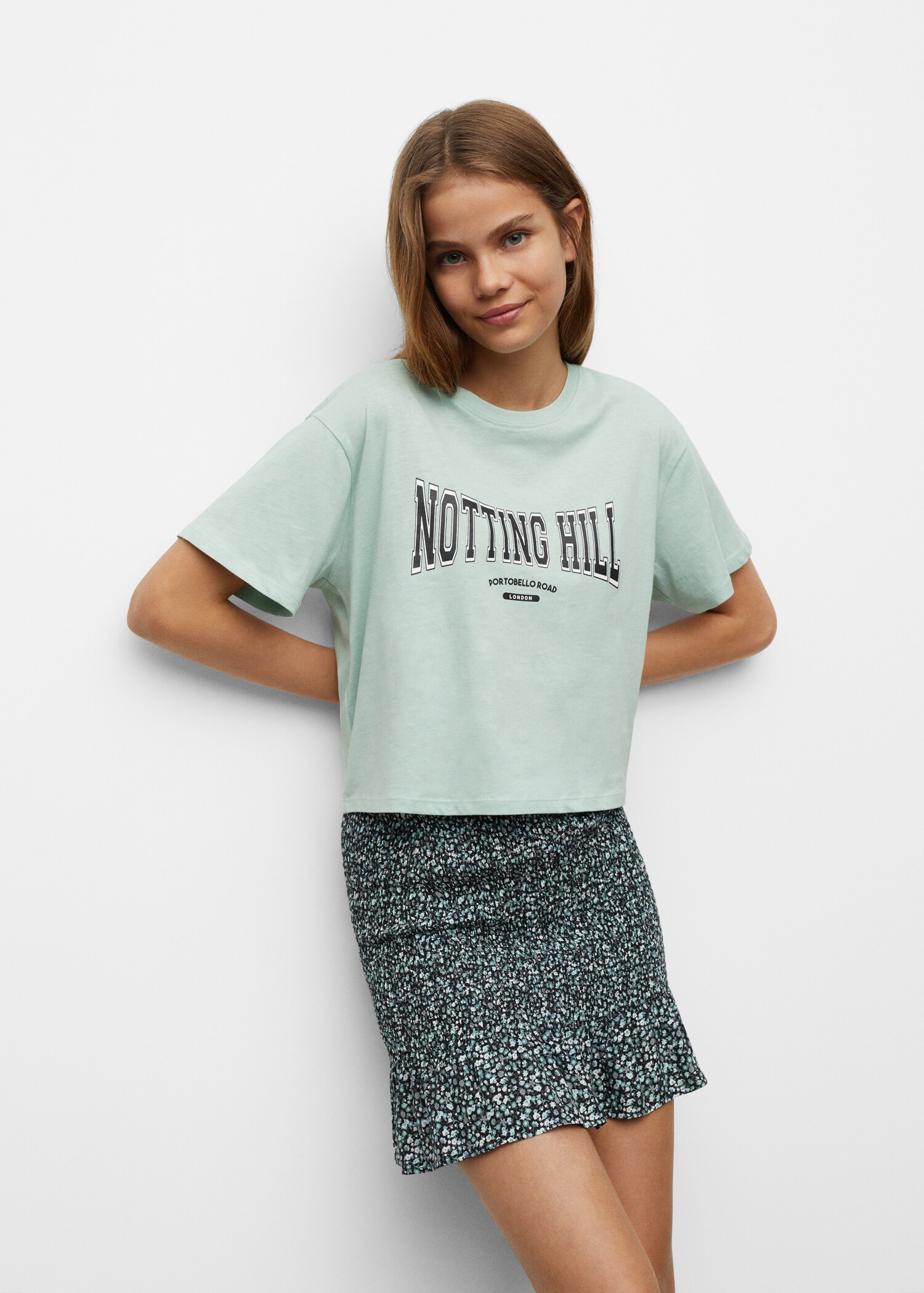 Camiseta oversize mensaje - Plano medio