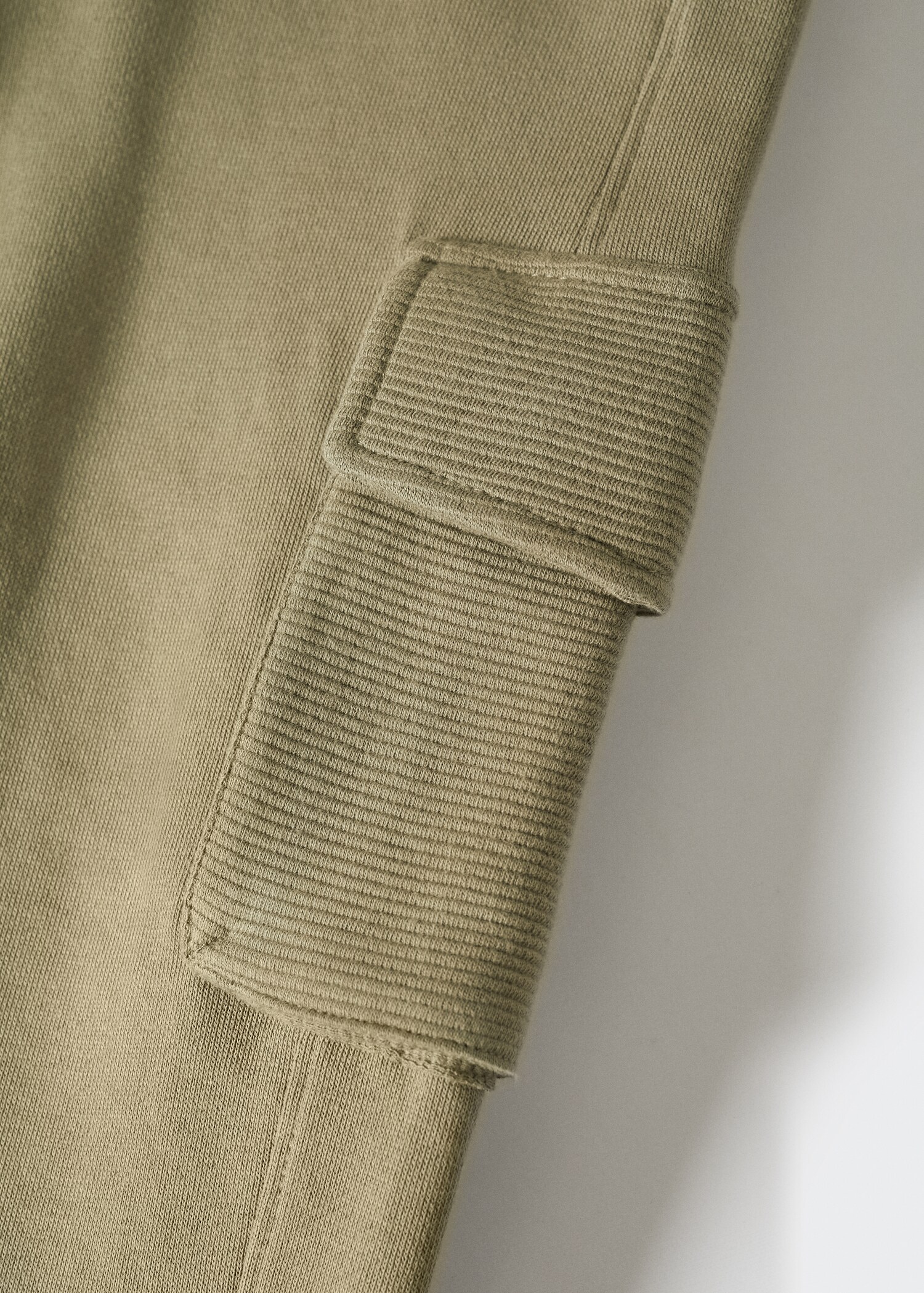 Pocket jogger trousers - Details of the article 8