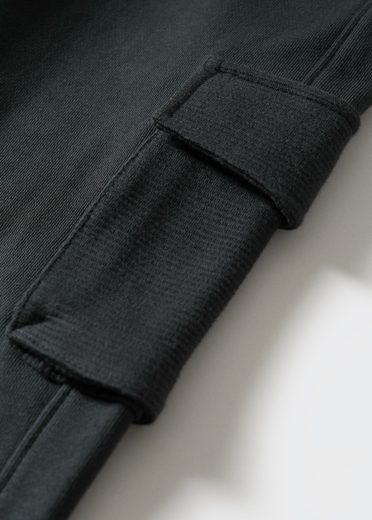 Pocket jogger trousers - Details of the article 8