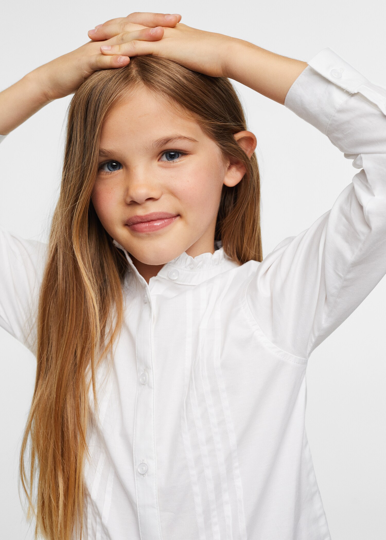 Pleated shirt - Details of the article 1