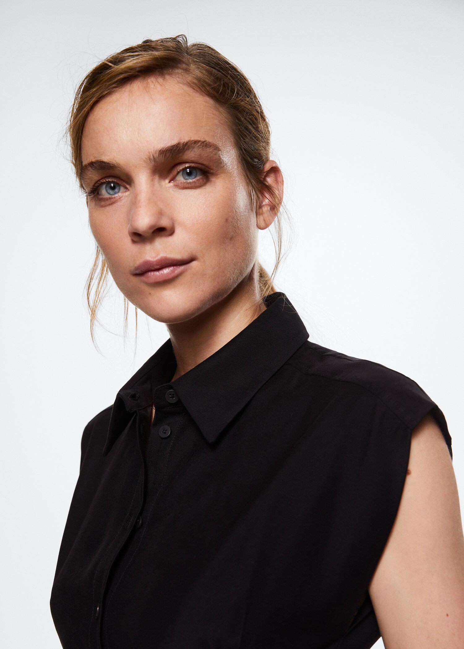 Flowy shirt dress - Details of the article 6