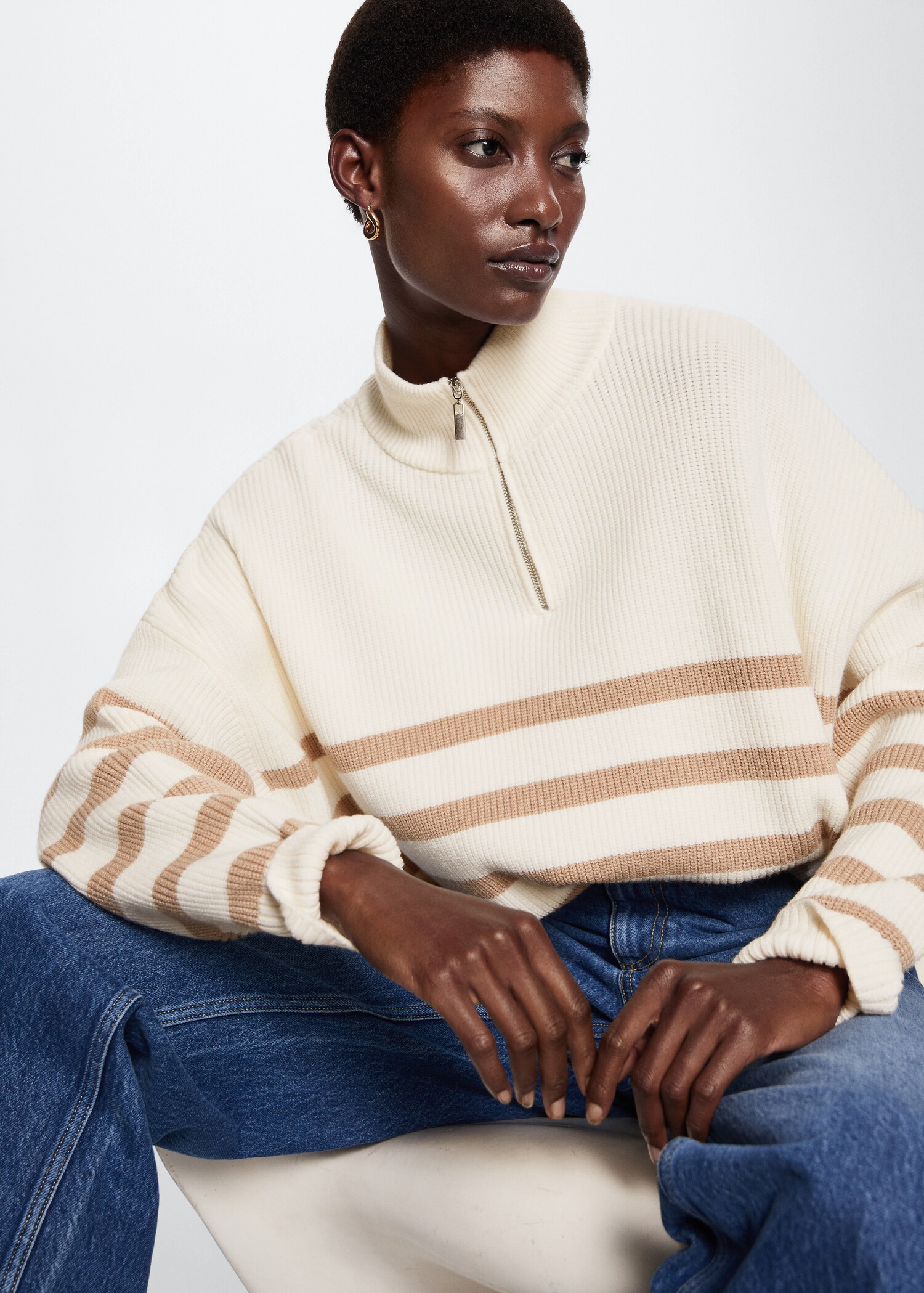 Gestreifter Pullover mit Reißverschluss - Detail des Artikels 2