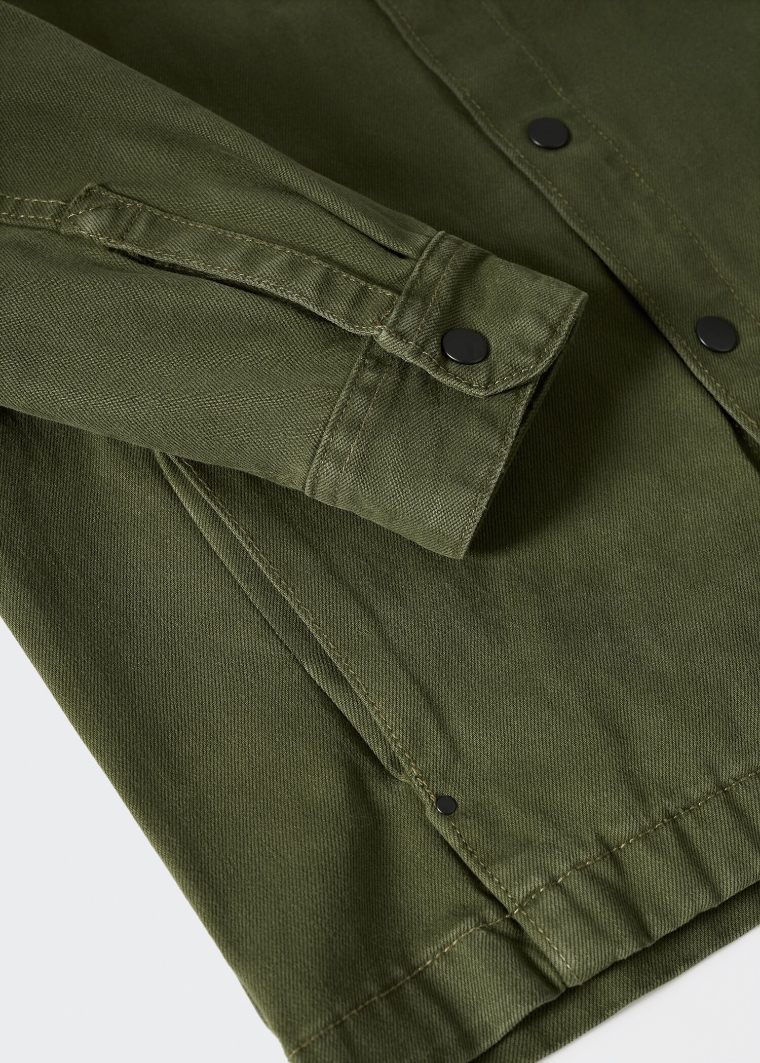 Jeans-Overshirt mit Taschen - Detail des Artikels 8