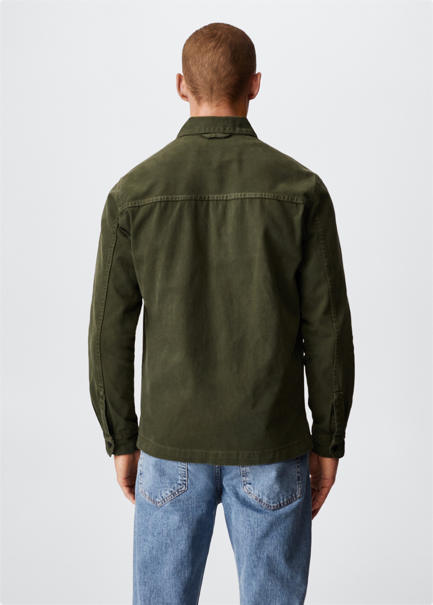 Jeans-Overshirt mit Taschen - Rückseite des Artikels