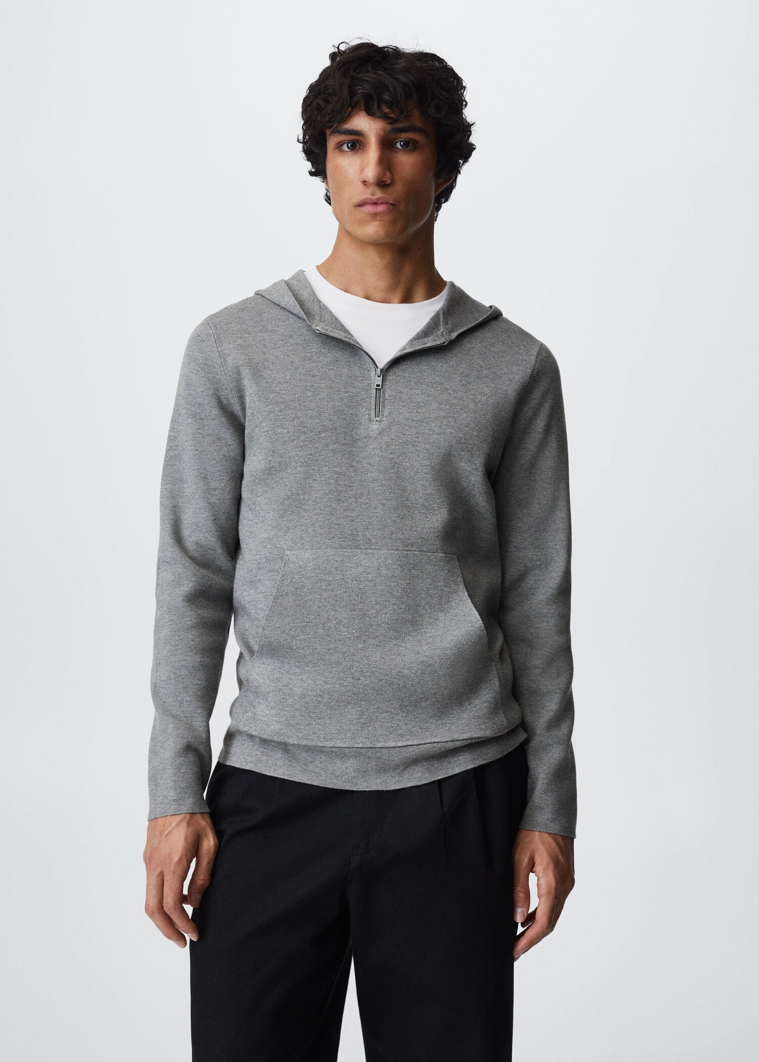 Breathable hooded sweater - Medium plane