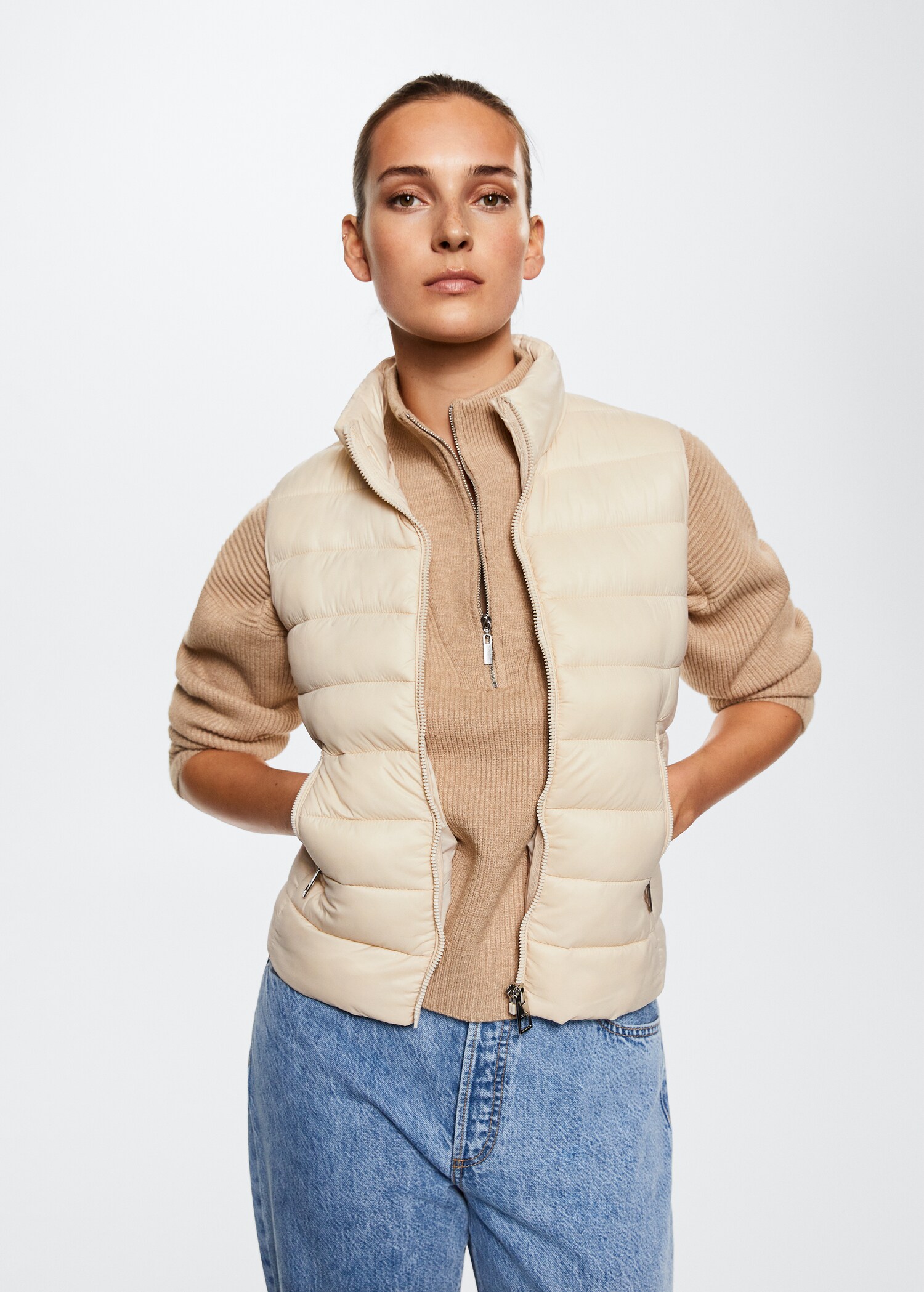 Ultra-light quilted vest - Medium plane