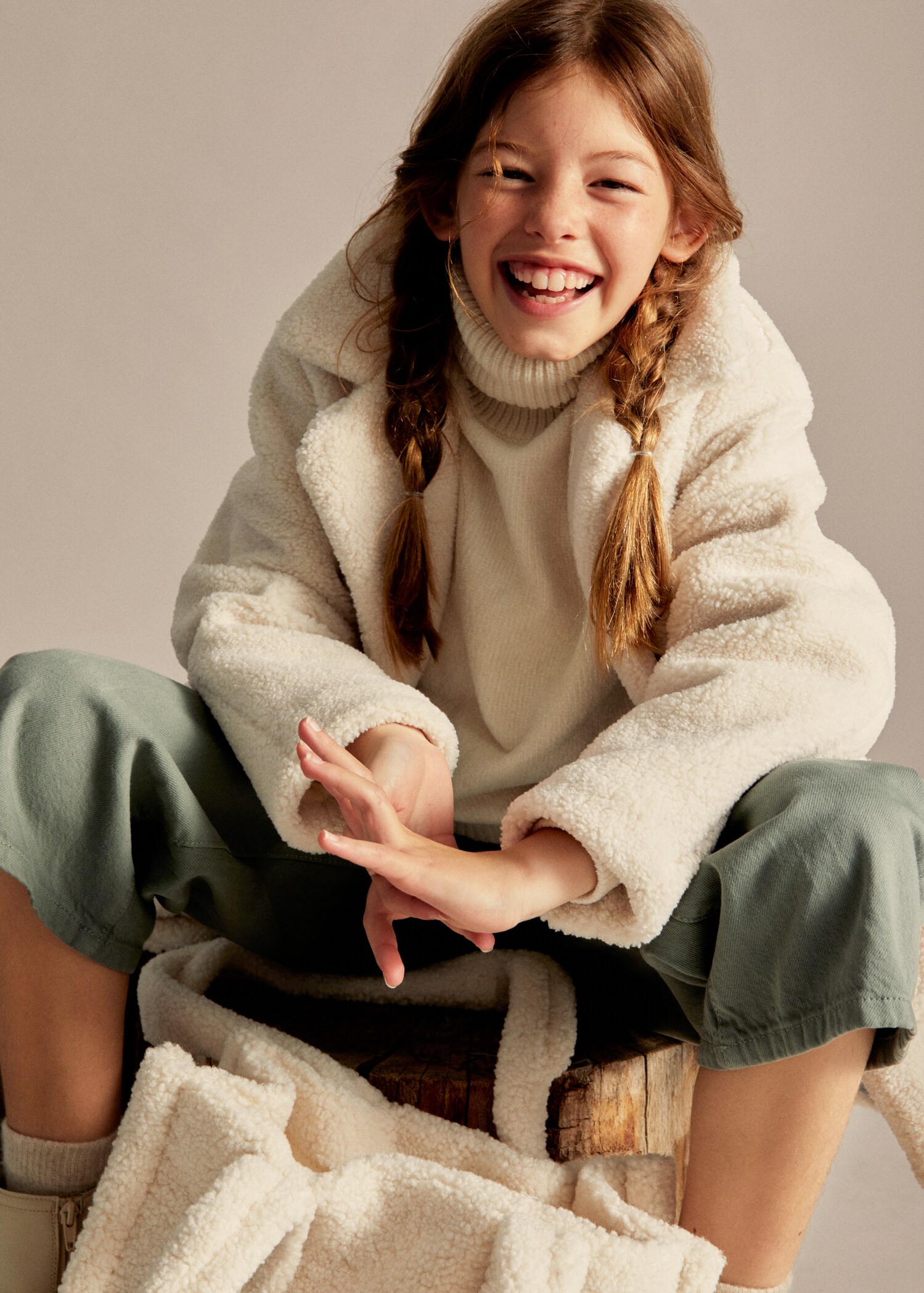 Faux shearling coat - Details of the article 6