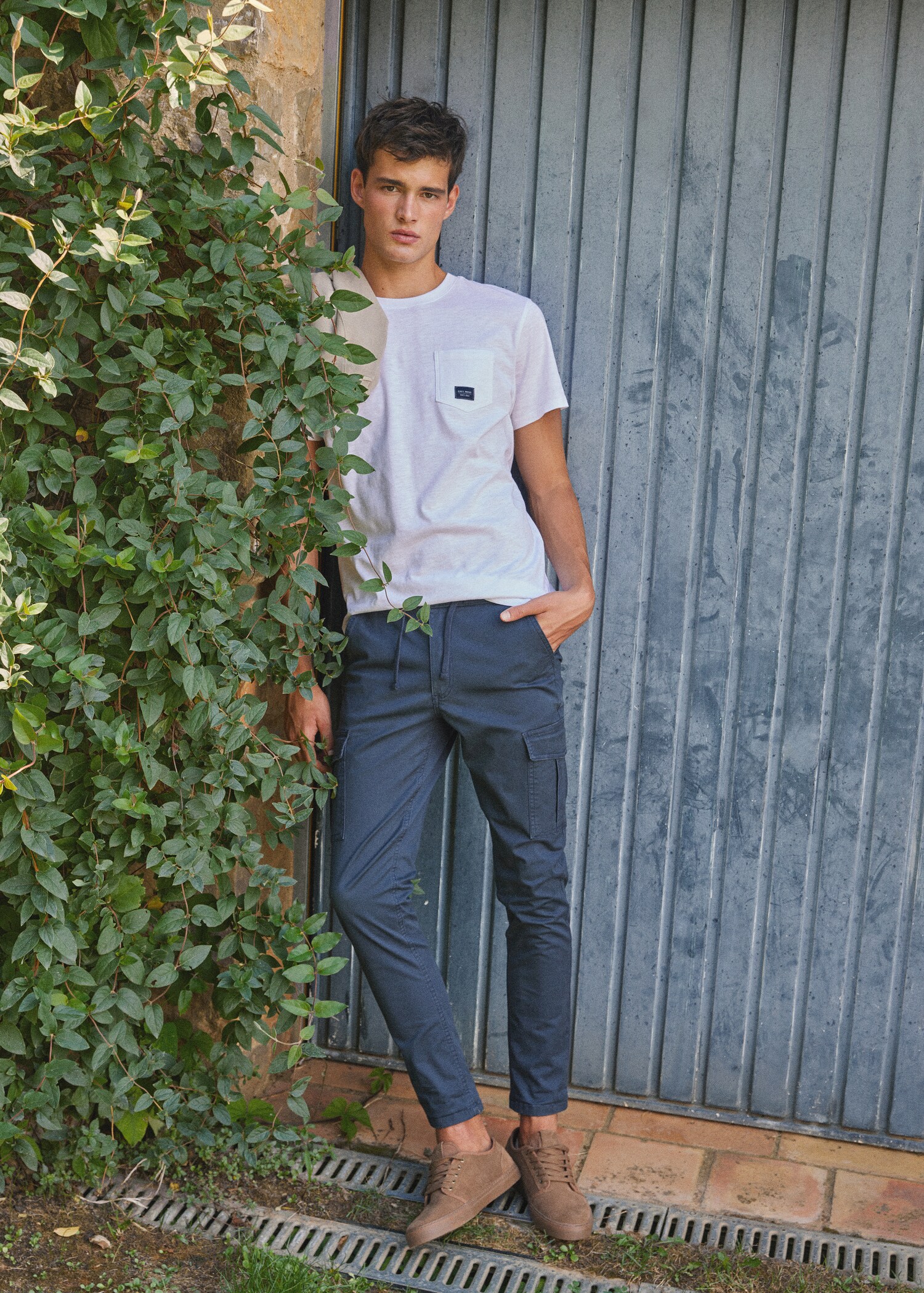 Cotton cargo trousers - Details of the article 5