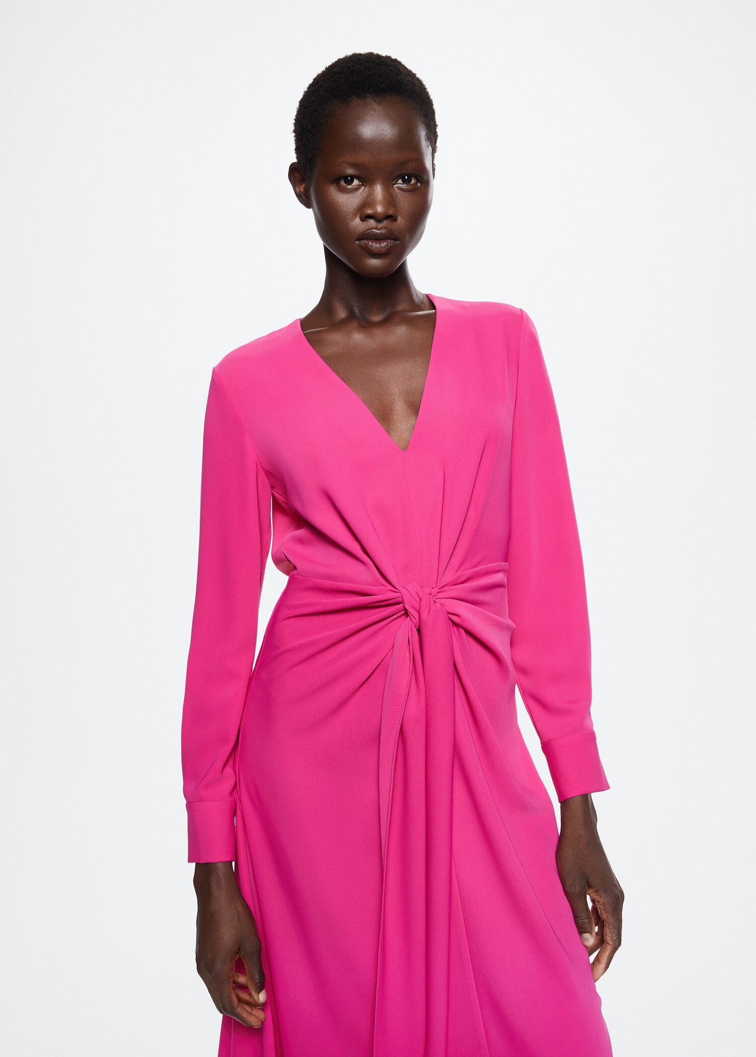 Vestido midi lazo - Plano medio