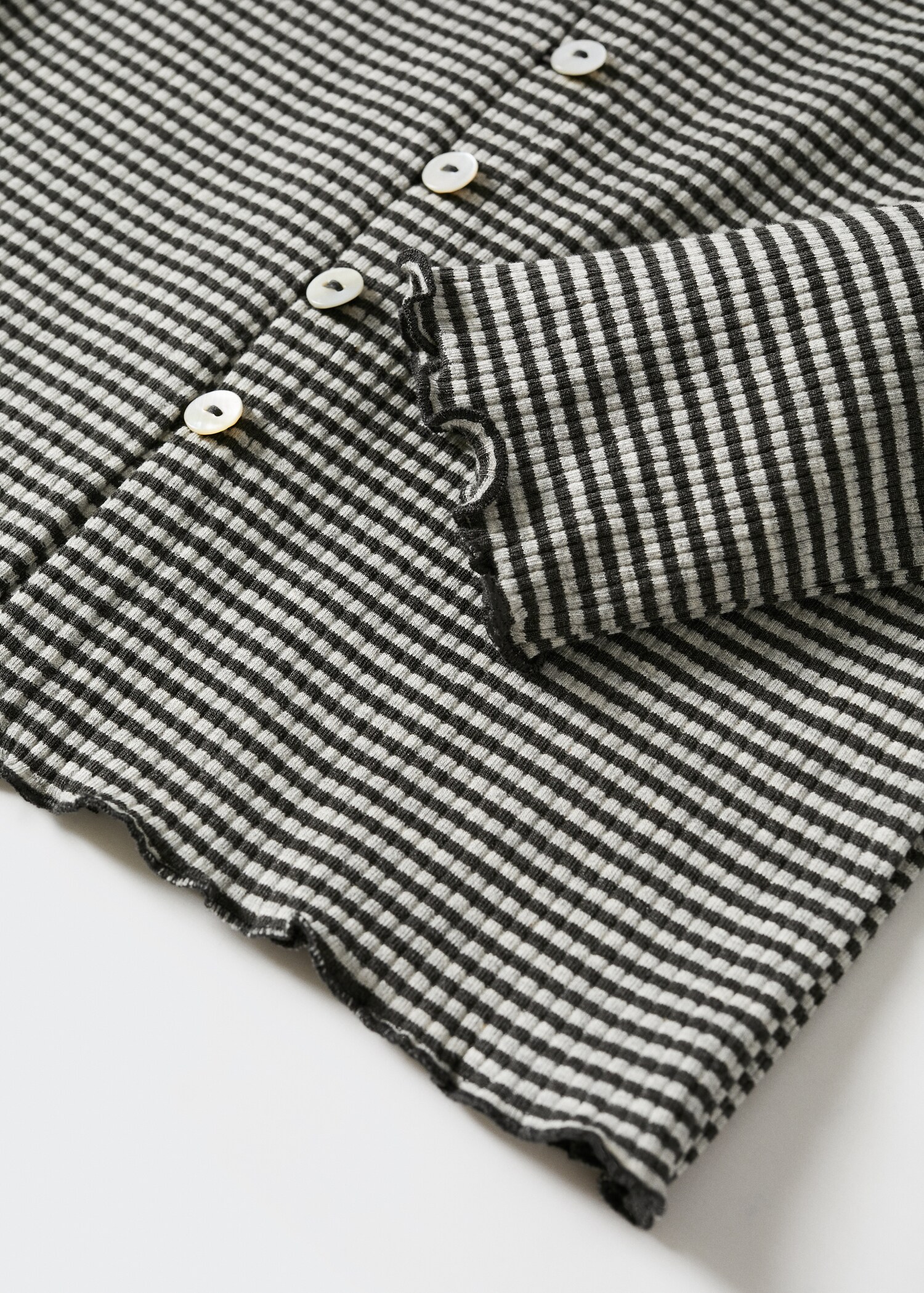 Striped T-shirt - Details of the article 8