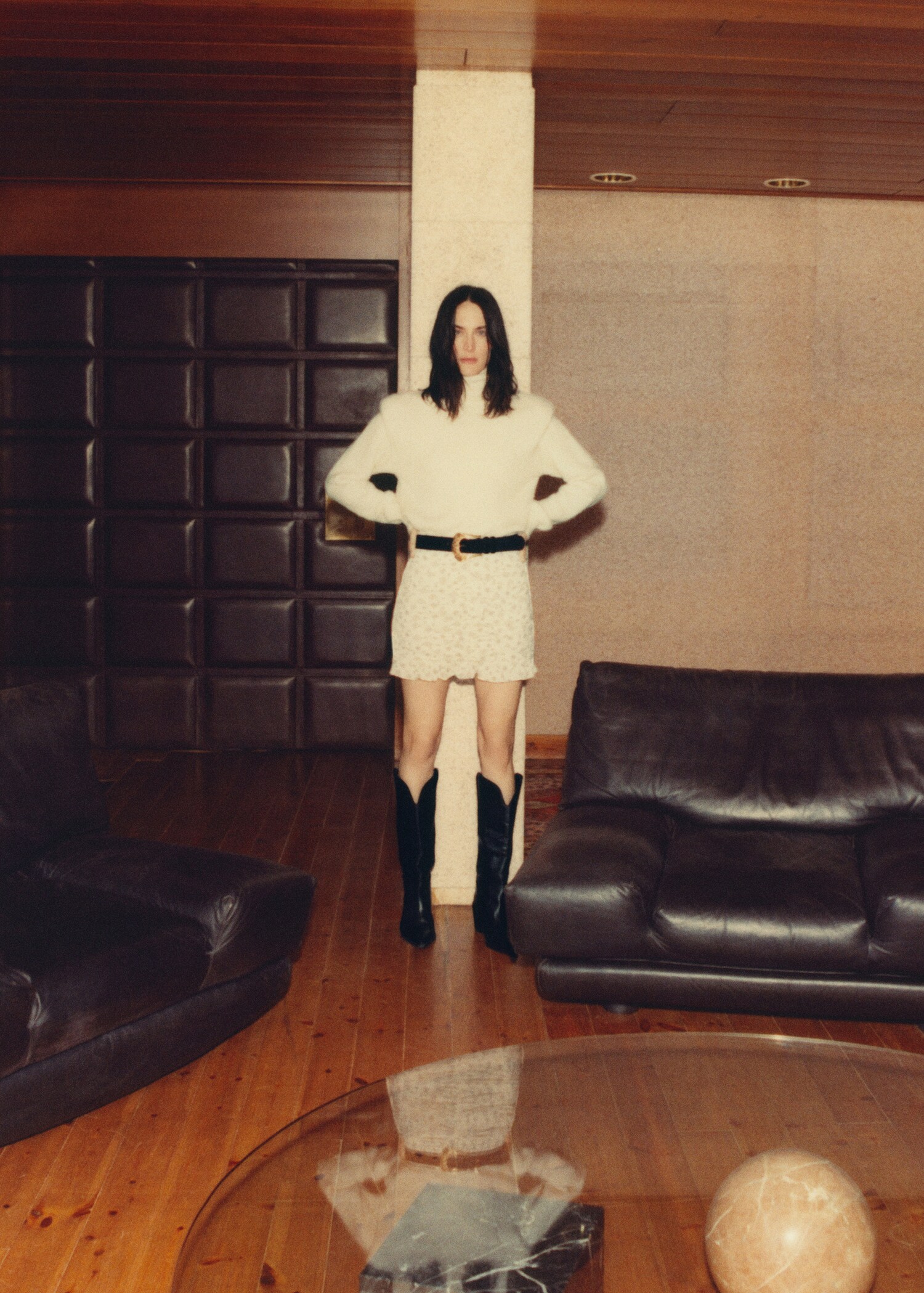 Knitted sweater with shoulder pads  - Details of the article 6