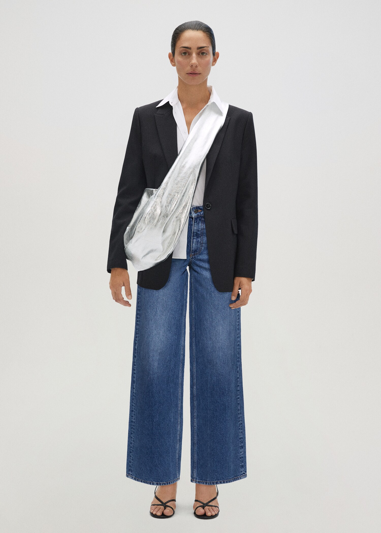 High-waist wideleg jeans - Details of the article 7