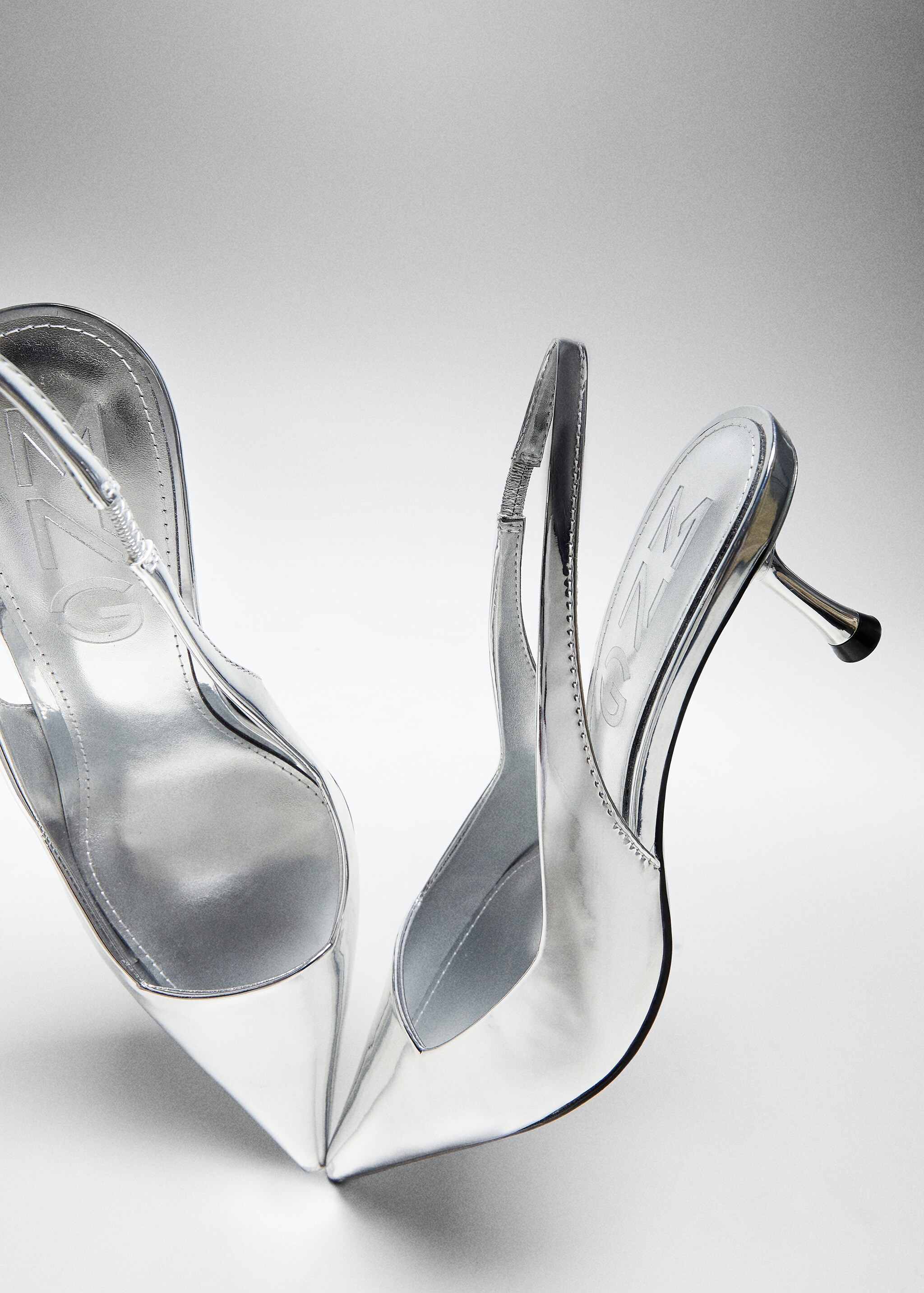 Metallic heel shoes - Details of the article 5