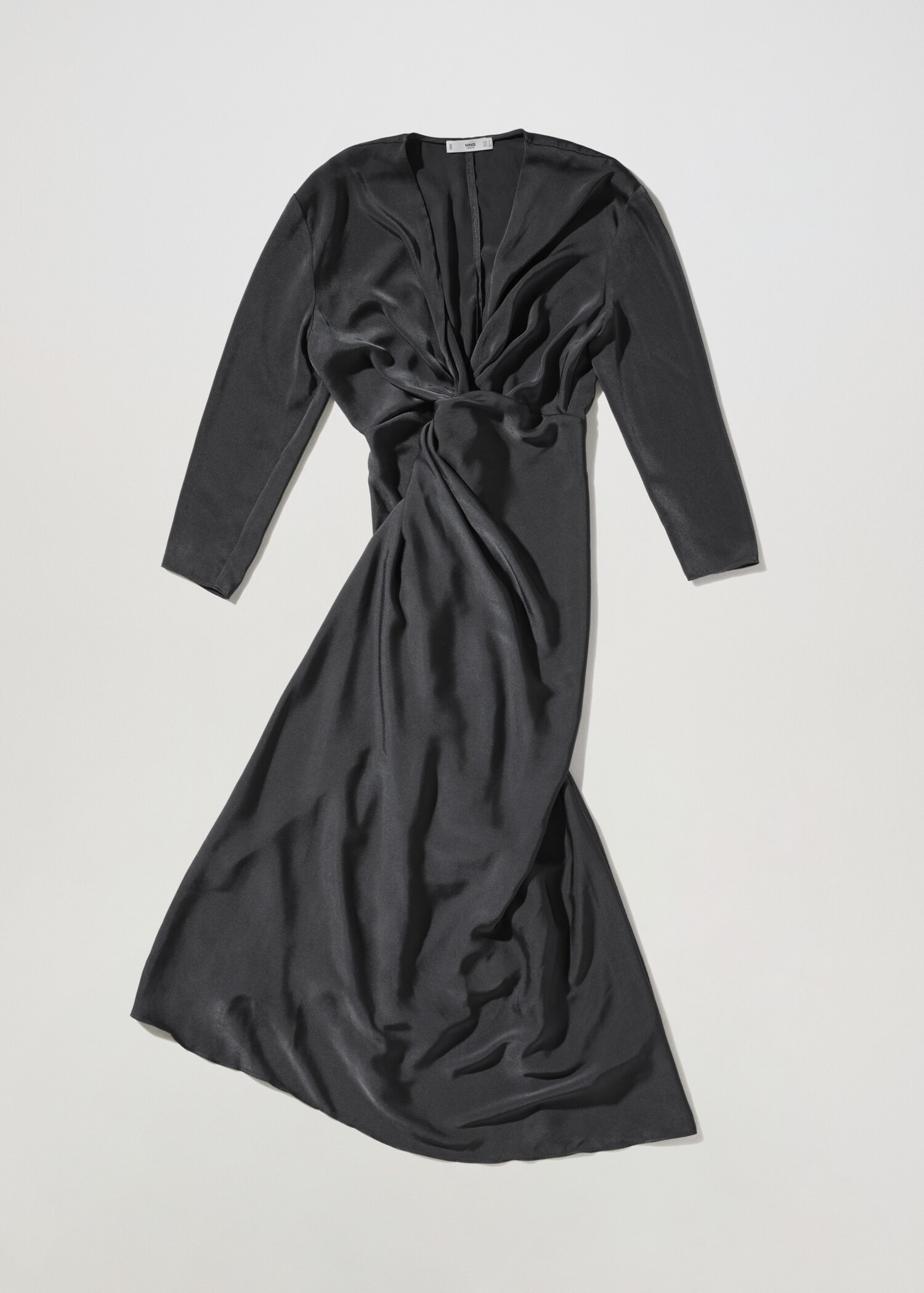 Vestido satinado nudo - Artículo sin modelo