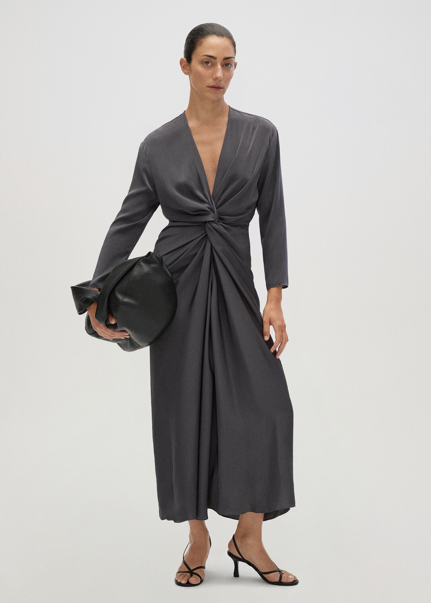 Vestido satinado nudo - Detalle del artículo 7