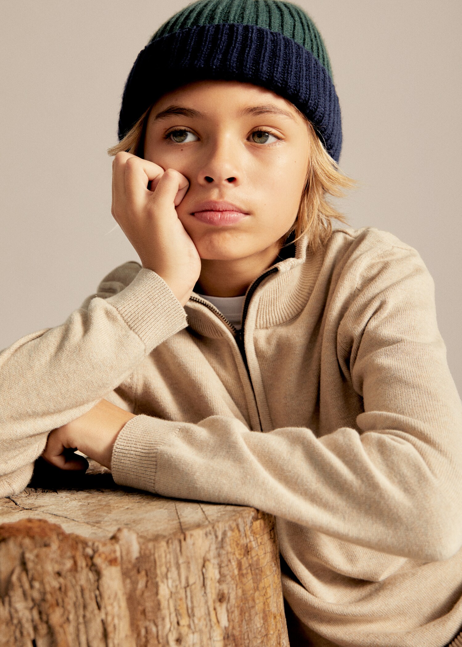 Knitted braided hat - Details of the article 7