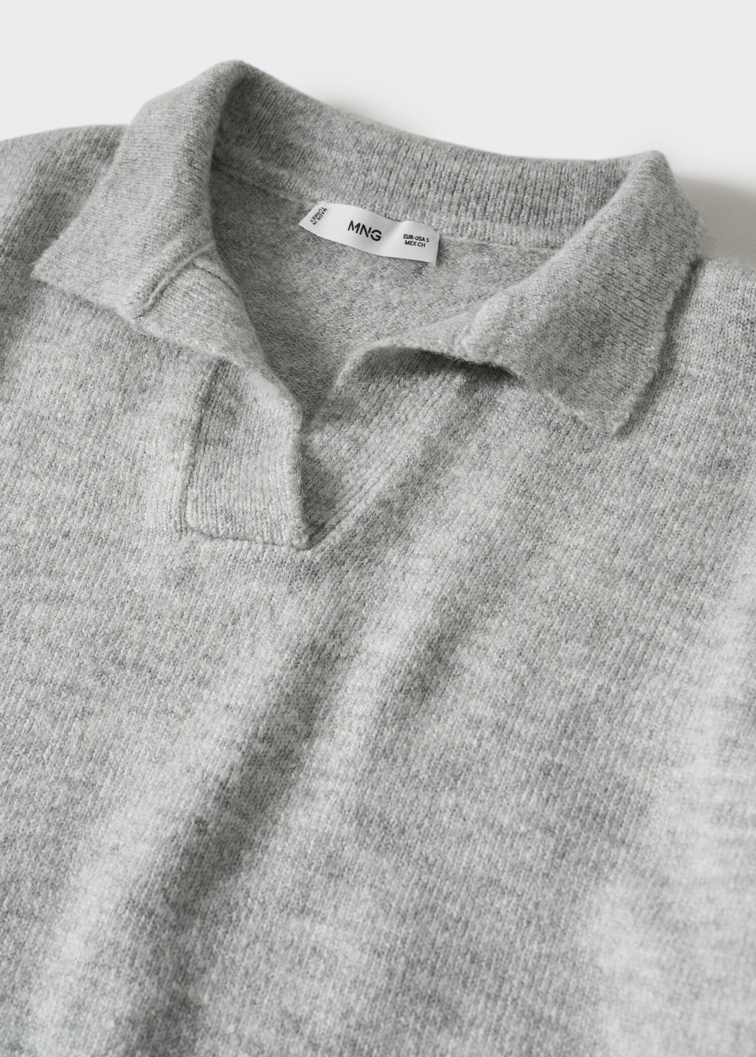 Polo neck sweater - Details of the article 8