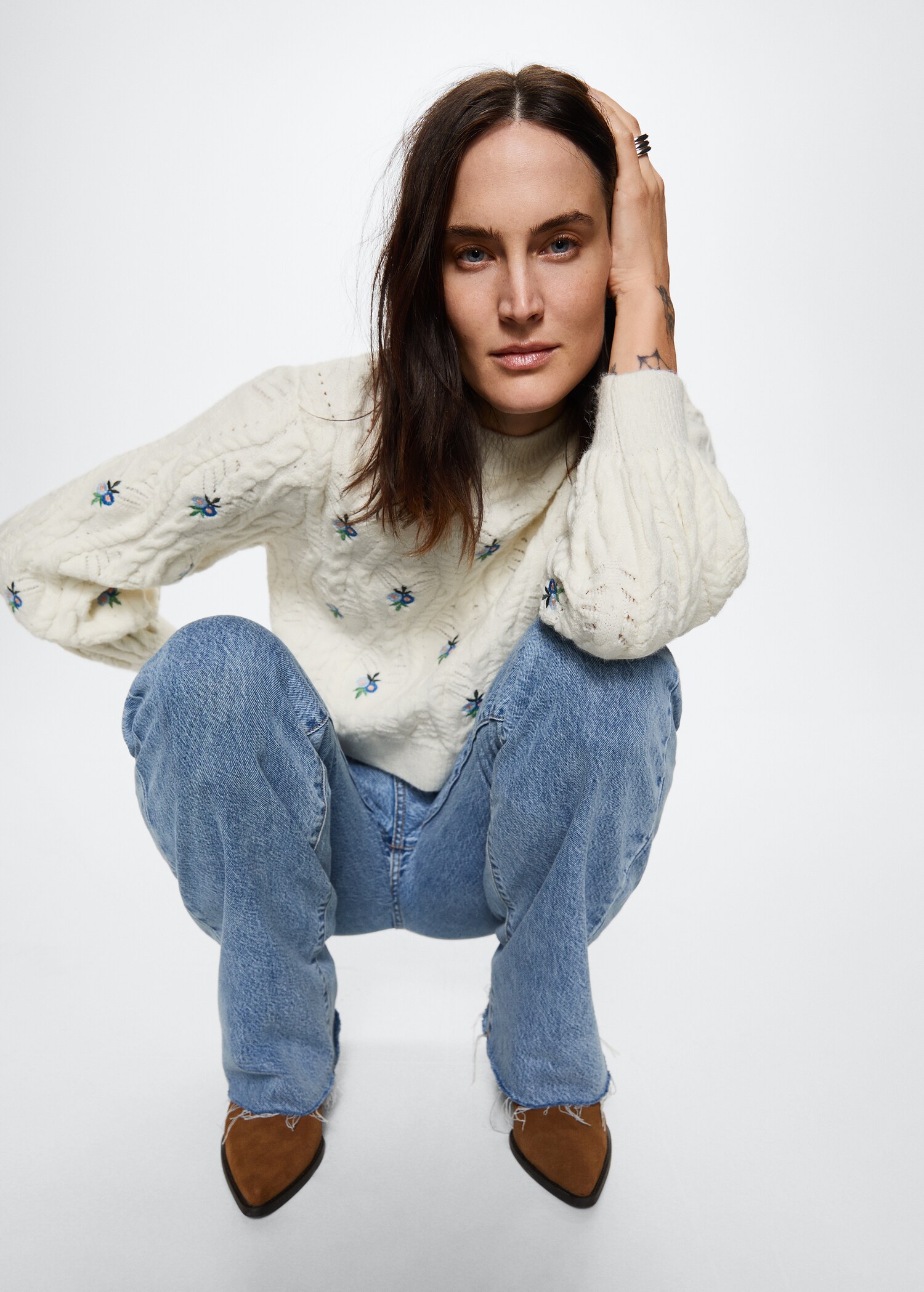 Knitted braided sweater - Details of the article 3