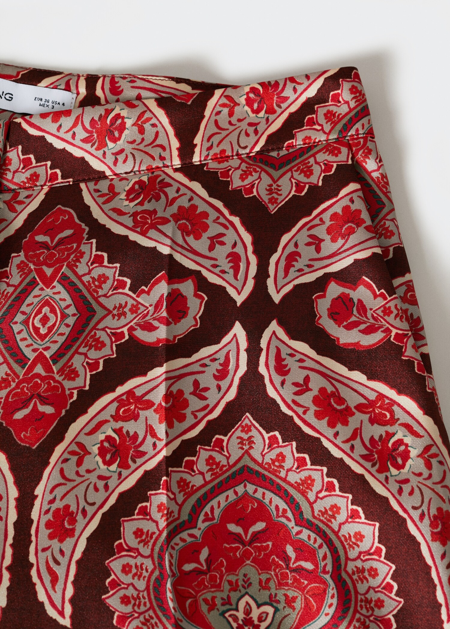 Satin printed trousers - Details of the article 8