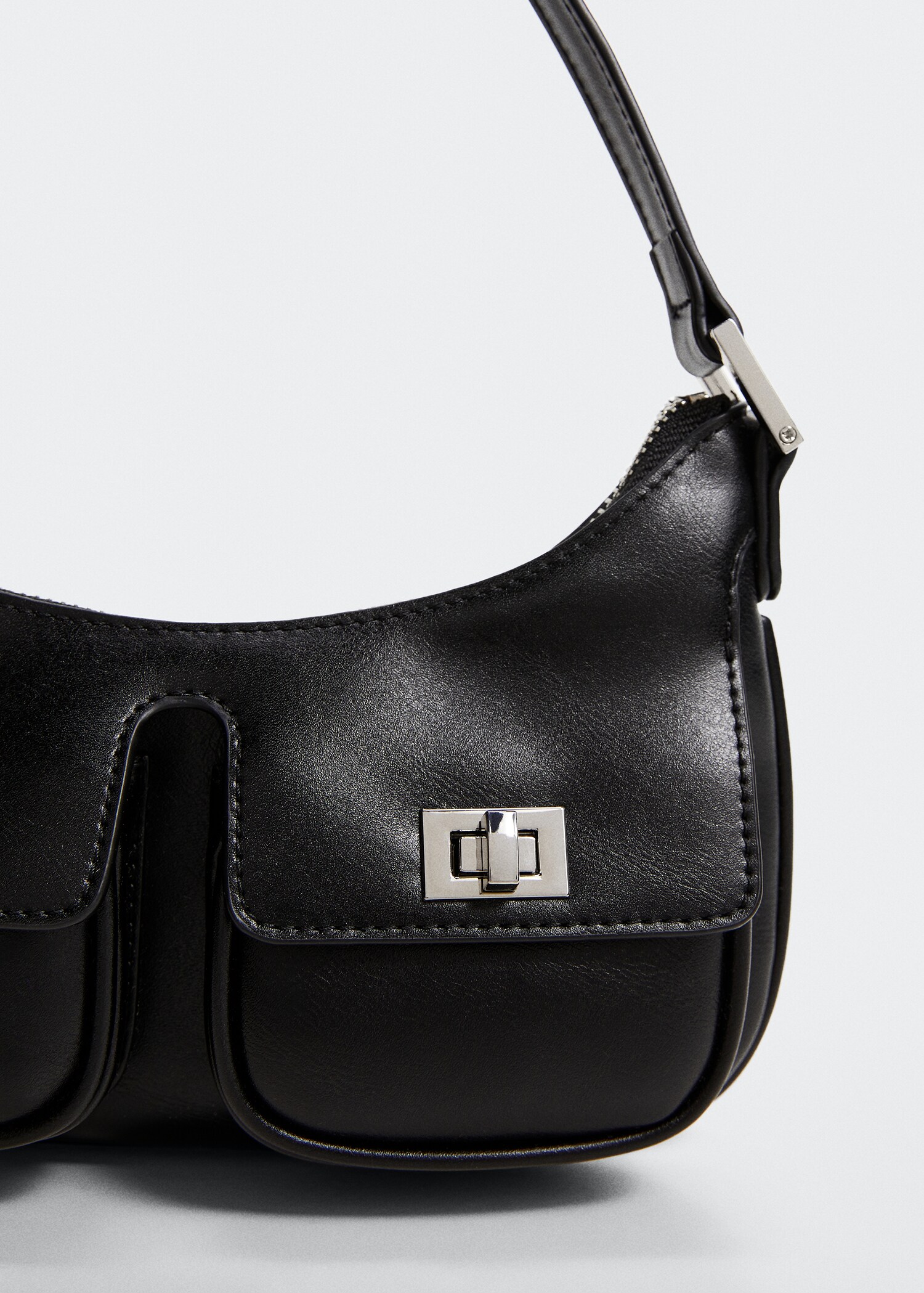 Shoulder bag with pockets - Details of the article 1