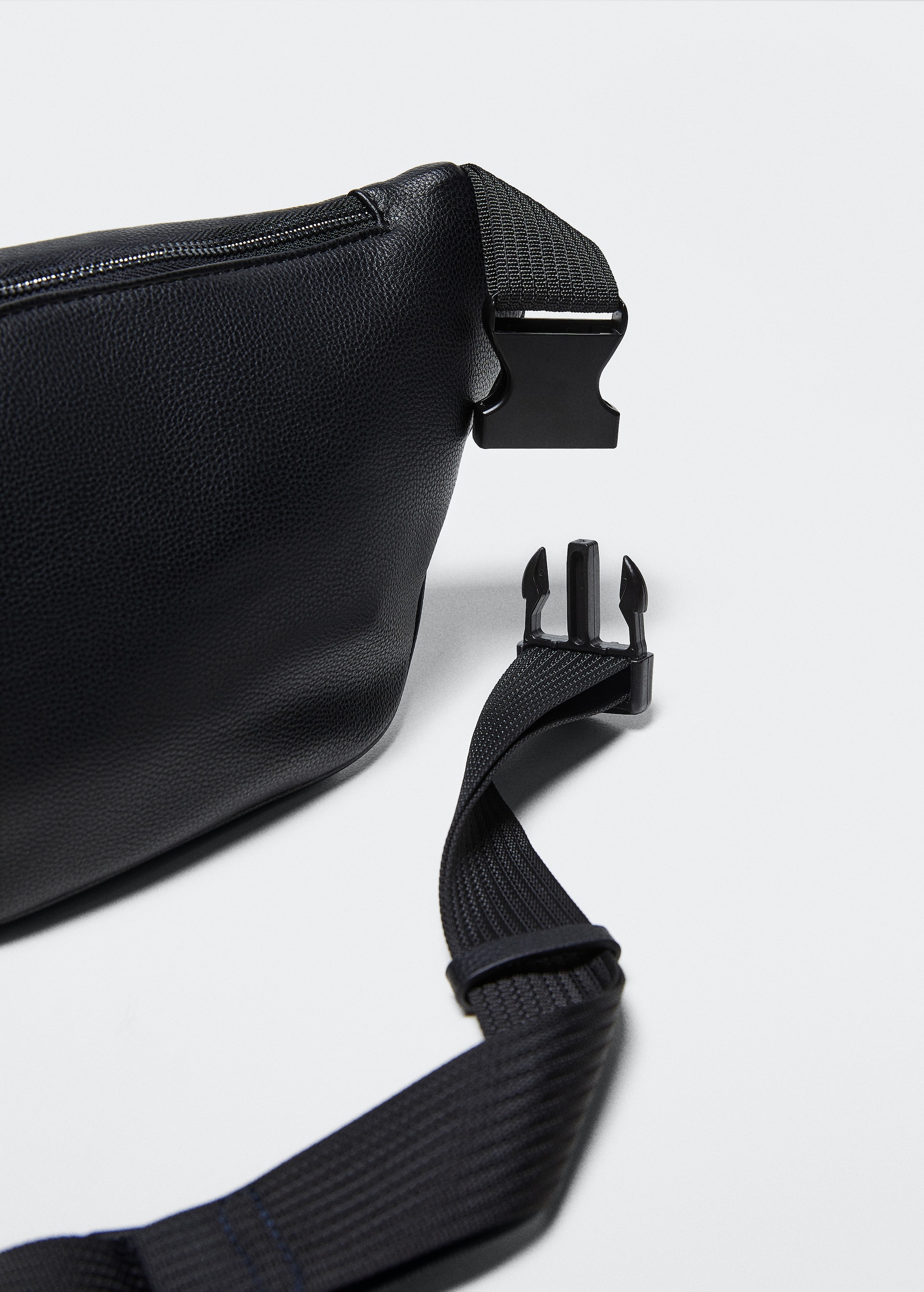 Faux leather bum bag - Details of the article 1